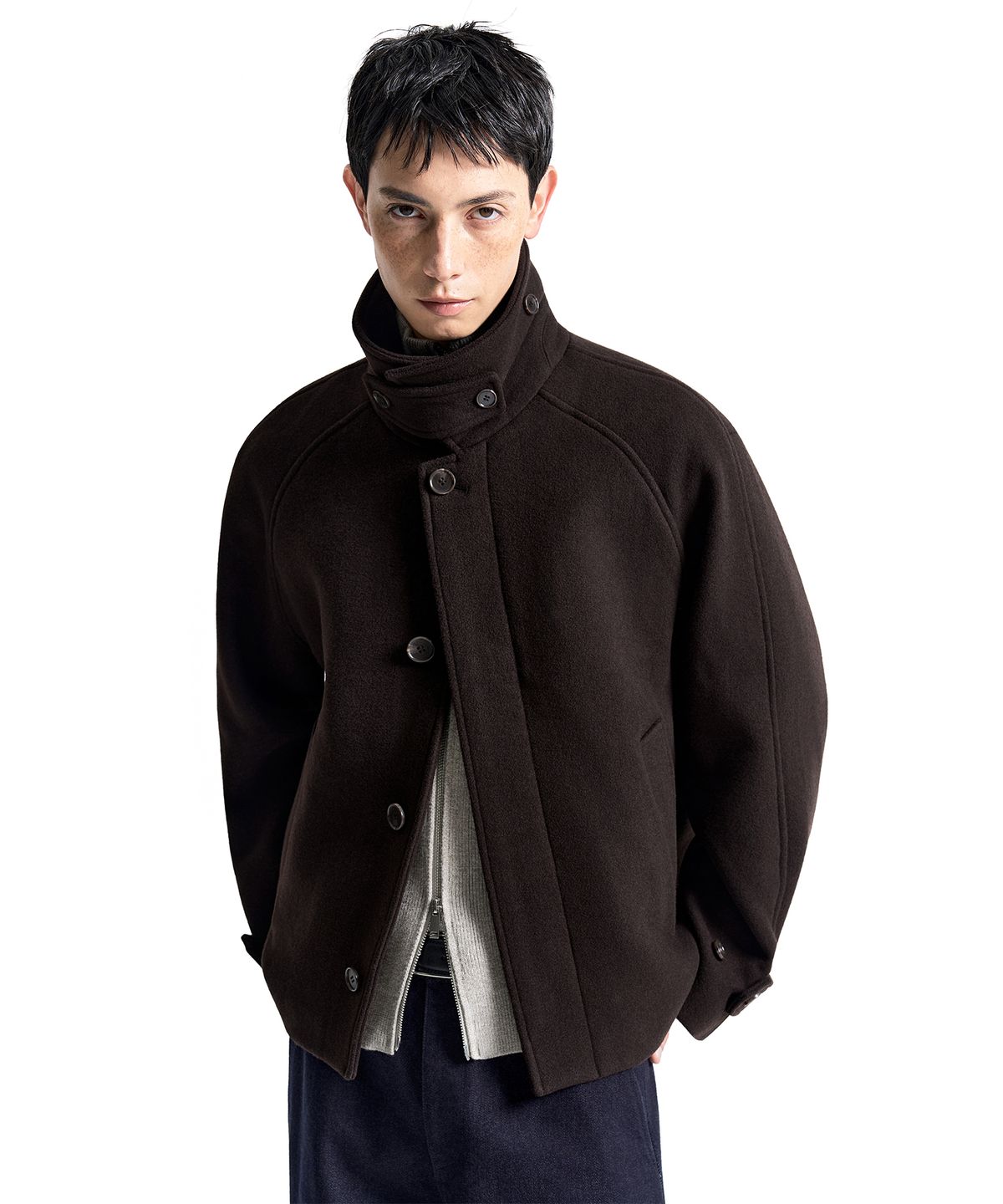 커스텀어클락(COSTUME O’CLOCK) 울 발마칸 숏 코트 브라운 COOSCT026BROWN