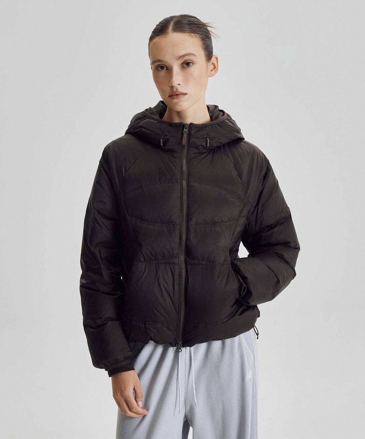 뉴발란스(NEW BALANCE) NBNPG4W912 / WOMEN 플라잉 204 Airy 후드형 경량다운 (BROWN)
