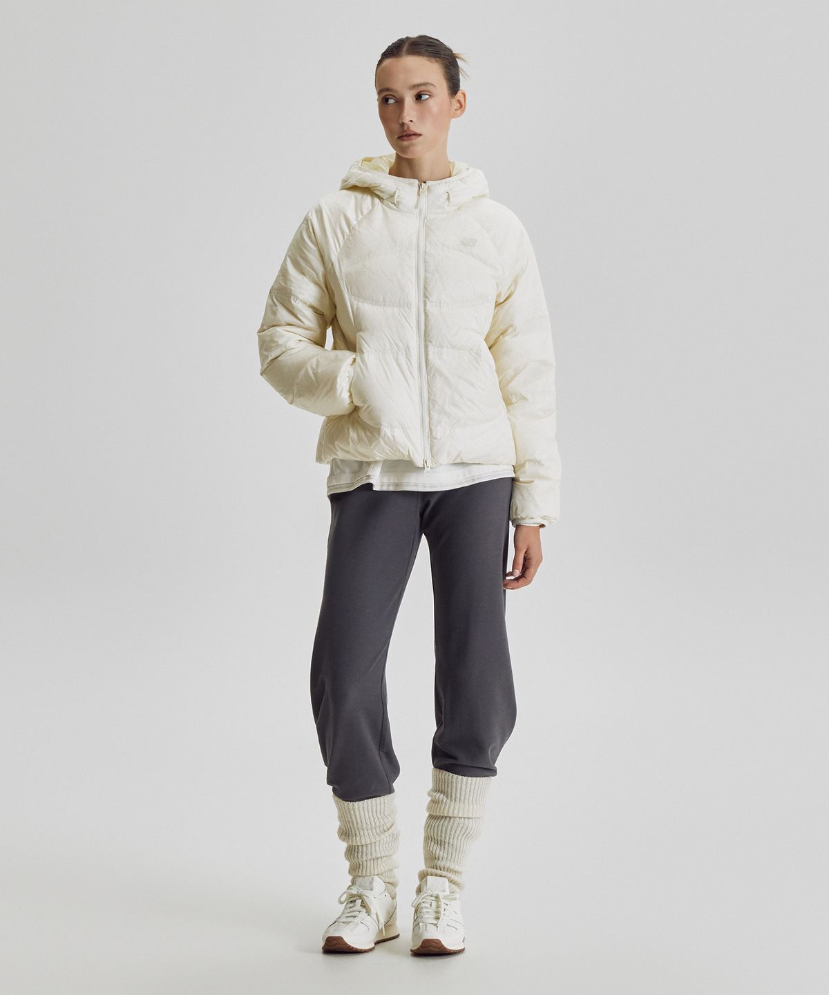 뉴발란스(NEW BALANCE) NBNPG4W912 / WOMEN 플라잉 204 Airy 후드형 경량다운 (L/BUTTER)