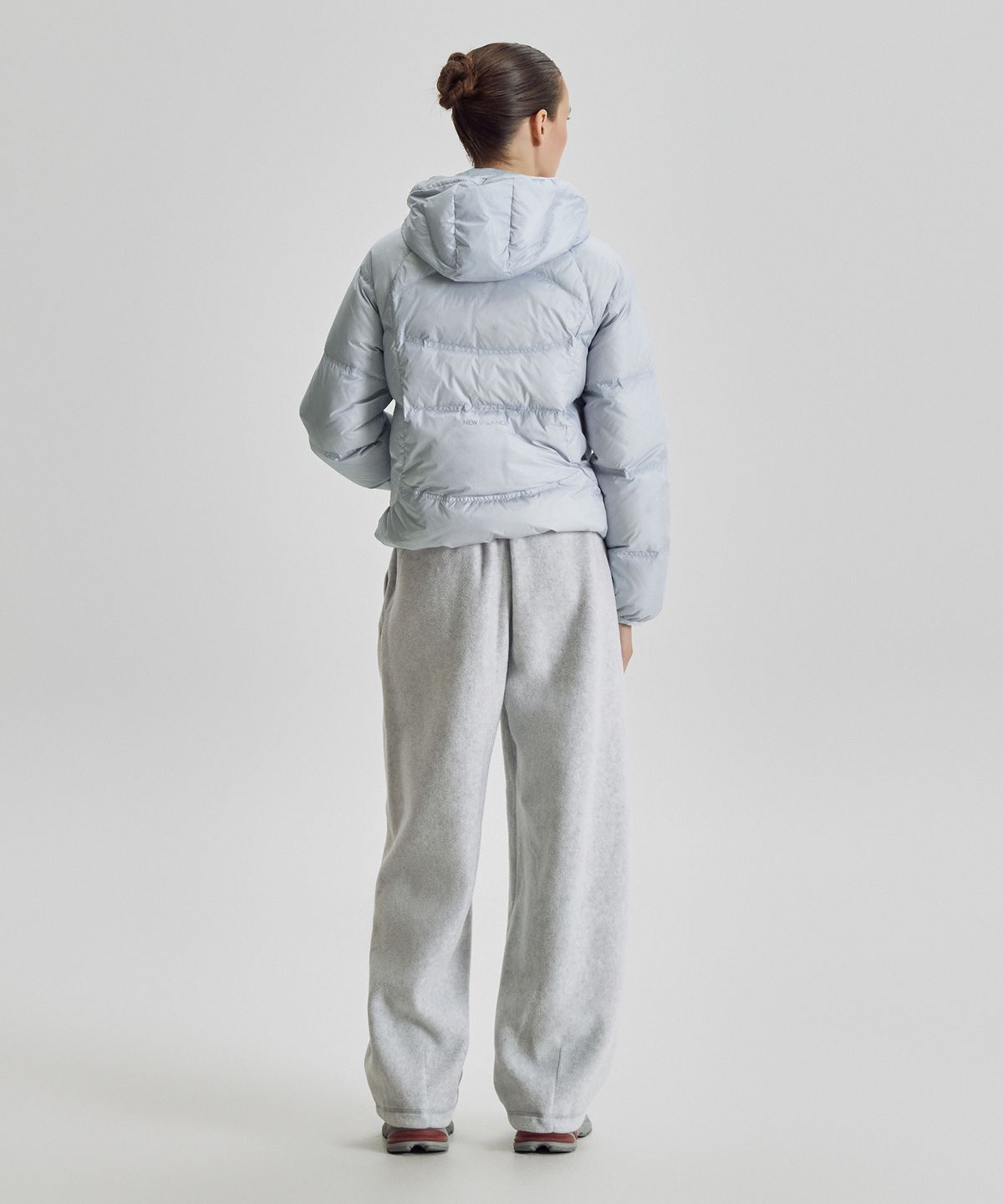 뉴발란스(NEW BALANCE) NBNPG4W912 / WOMEN 플라잉 204 Airy 후드형 경량다운 (L/BLUE)