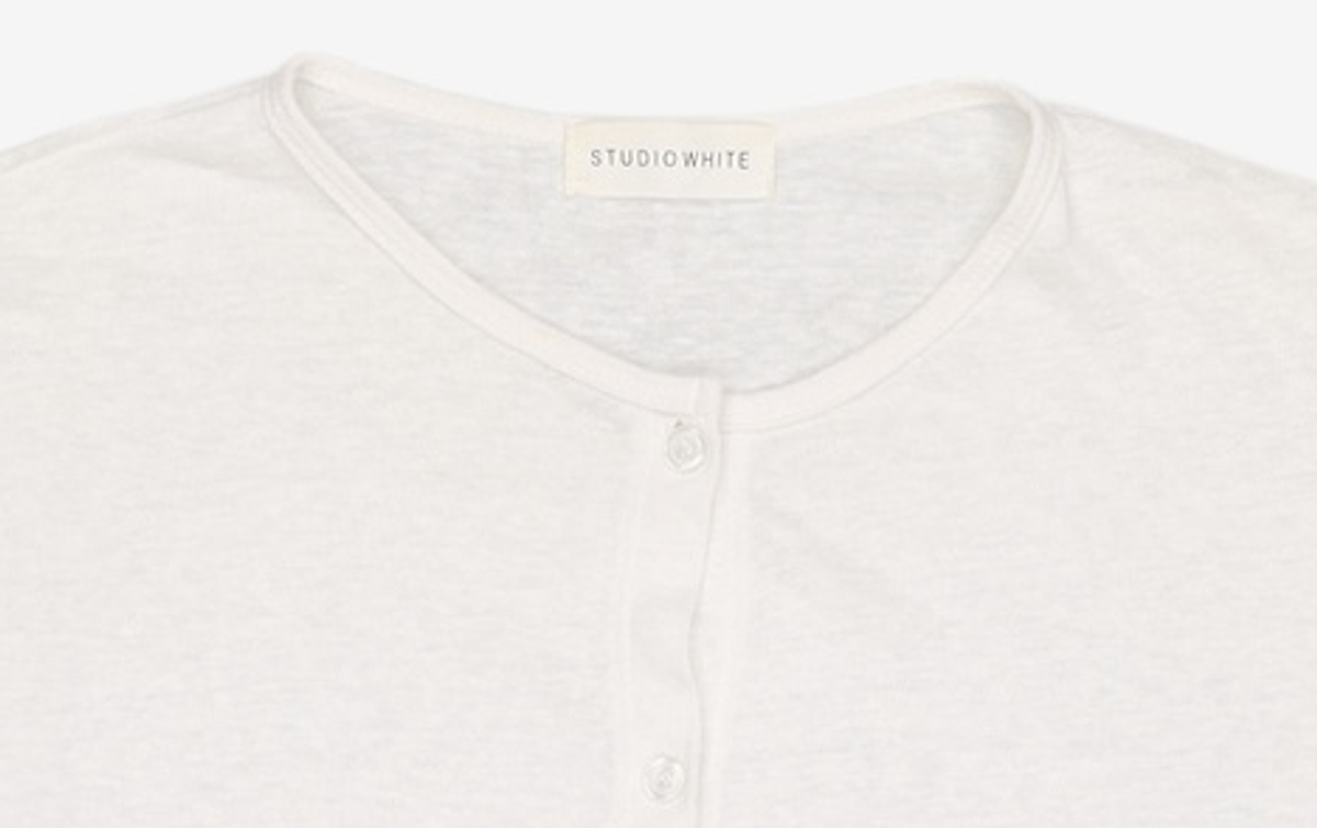 스튜디오화이트(STUDIO WHITE) 카디건 ONE