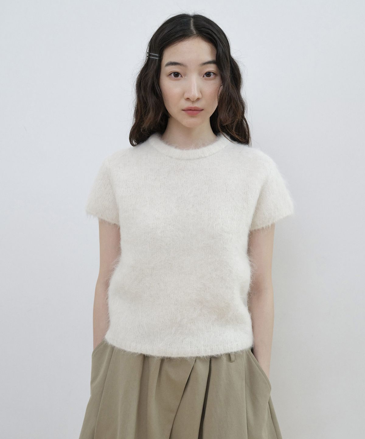 스텝어라운드(STEP AROUND) Alpaca Hairy Crop Knit_IVORY