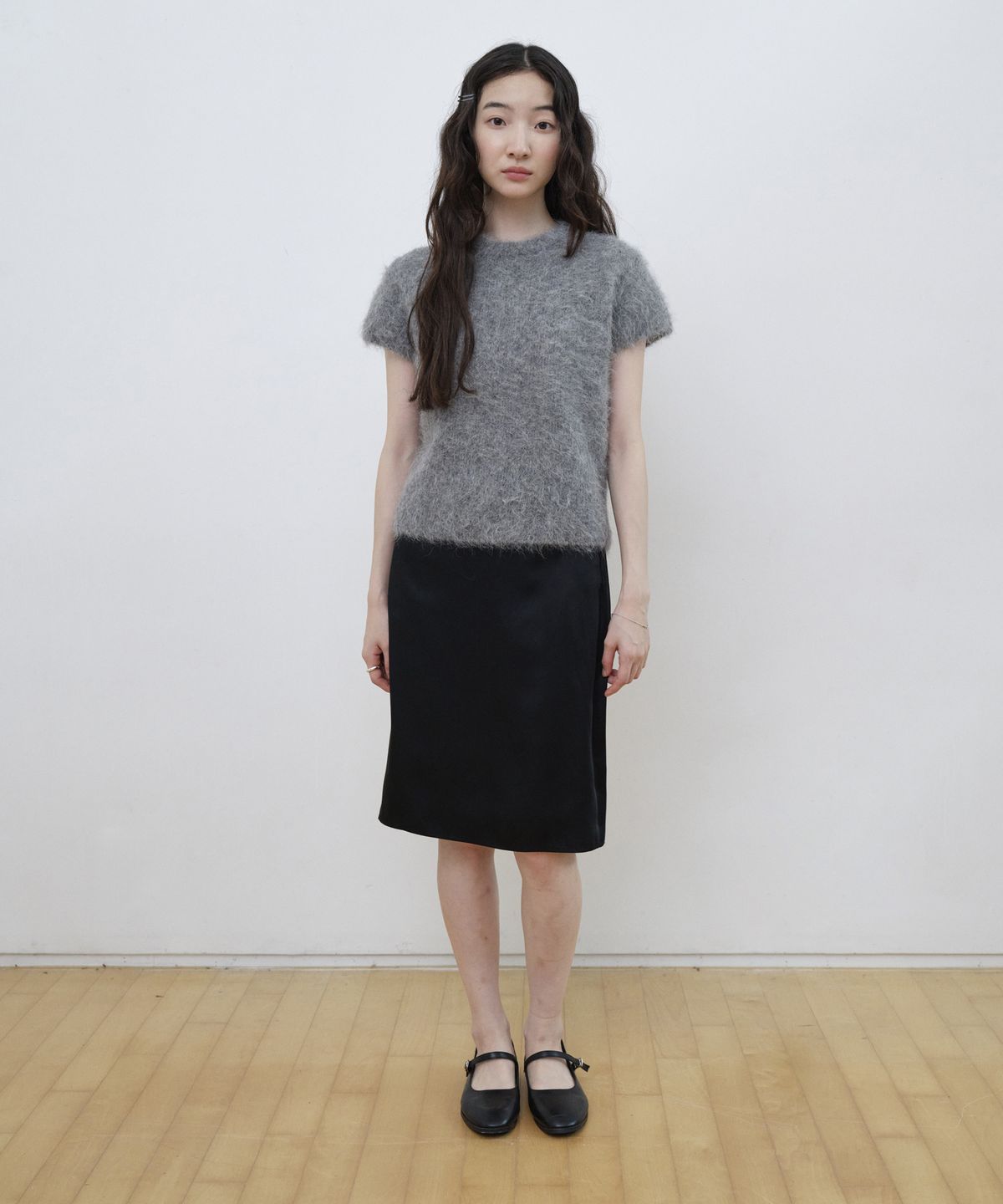 스텝어라운드(STEP AROUND) Alpaca Hairy Crop Knit_GREY