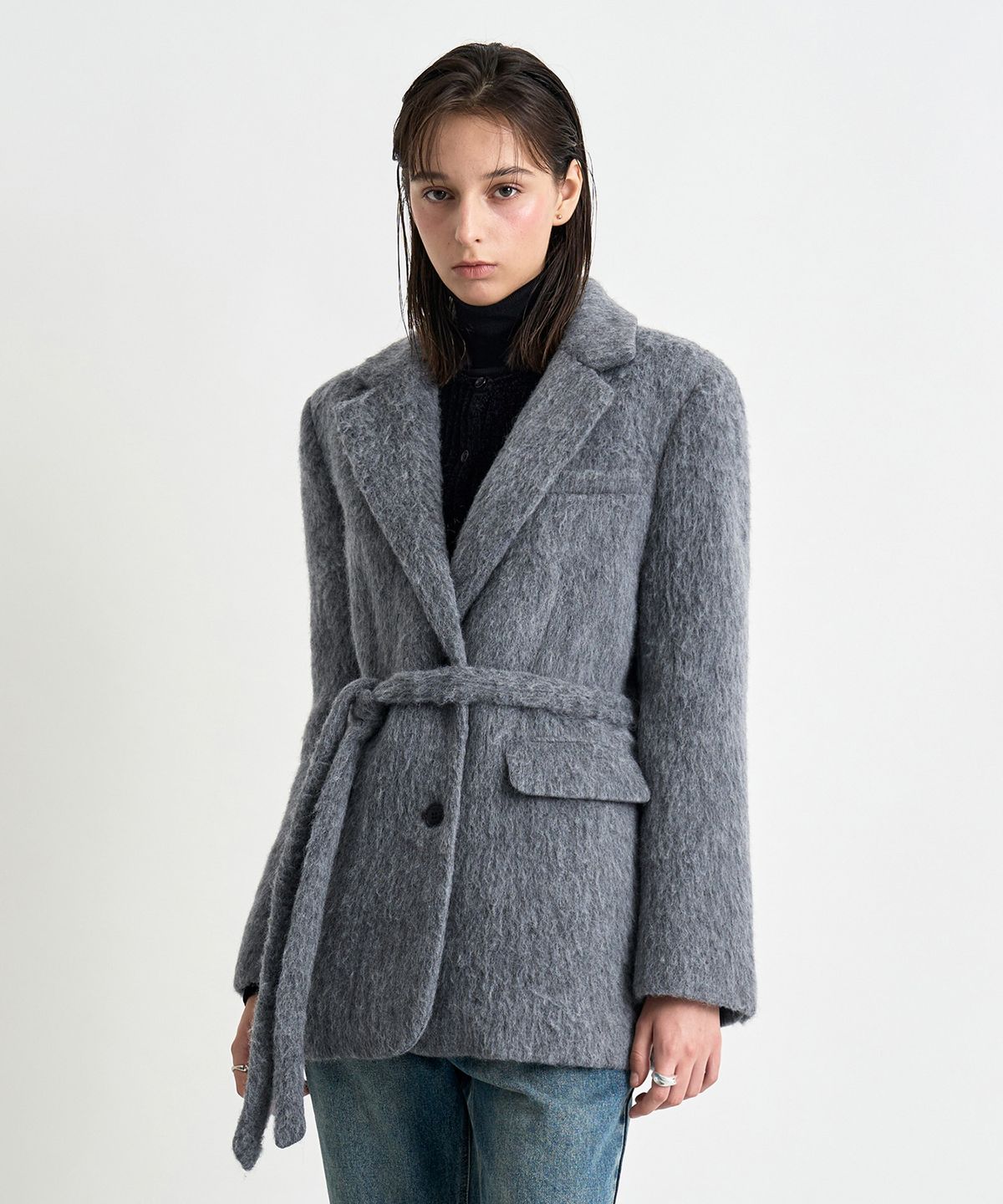 커스텀어클락 우먼(COSTUMEOCLOCK WOMAN) 헤어리 벨티드 블레이저 코트 그레이 COWCT004GRAY