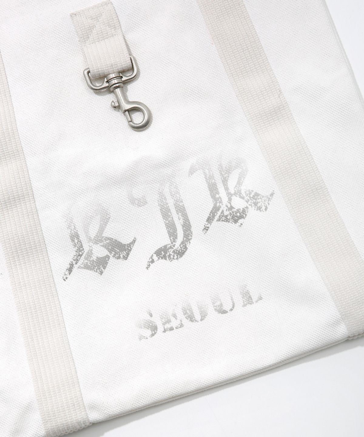 키지코(KIJIKO) ke911. Archive Utility Canvas Bag white