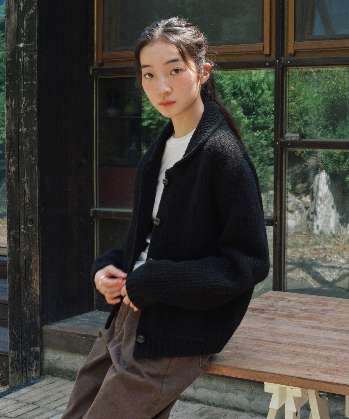 스텝어라운드(STEP AROUND) Shetland Wool Collar Crop Cardigan_BLACK