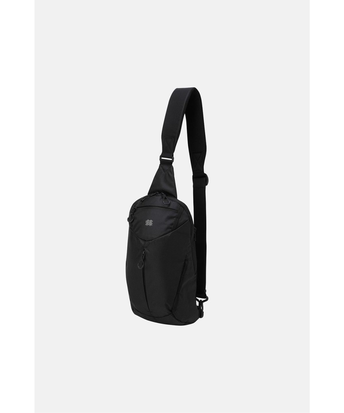 코오롱스포츠(KOLON SPORT) 하이킹 슬링백 QEBDX26211BLK
