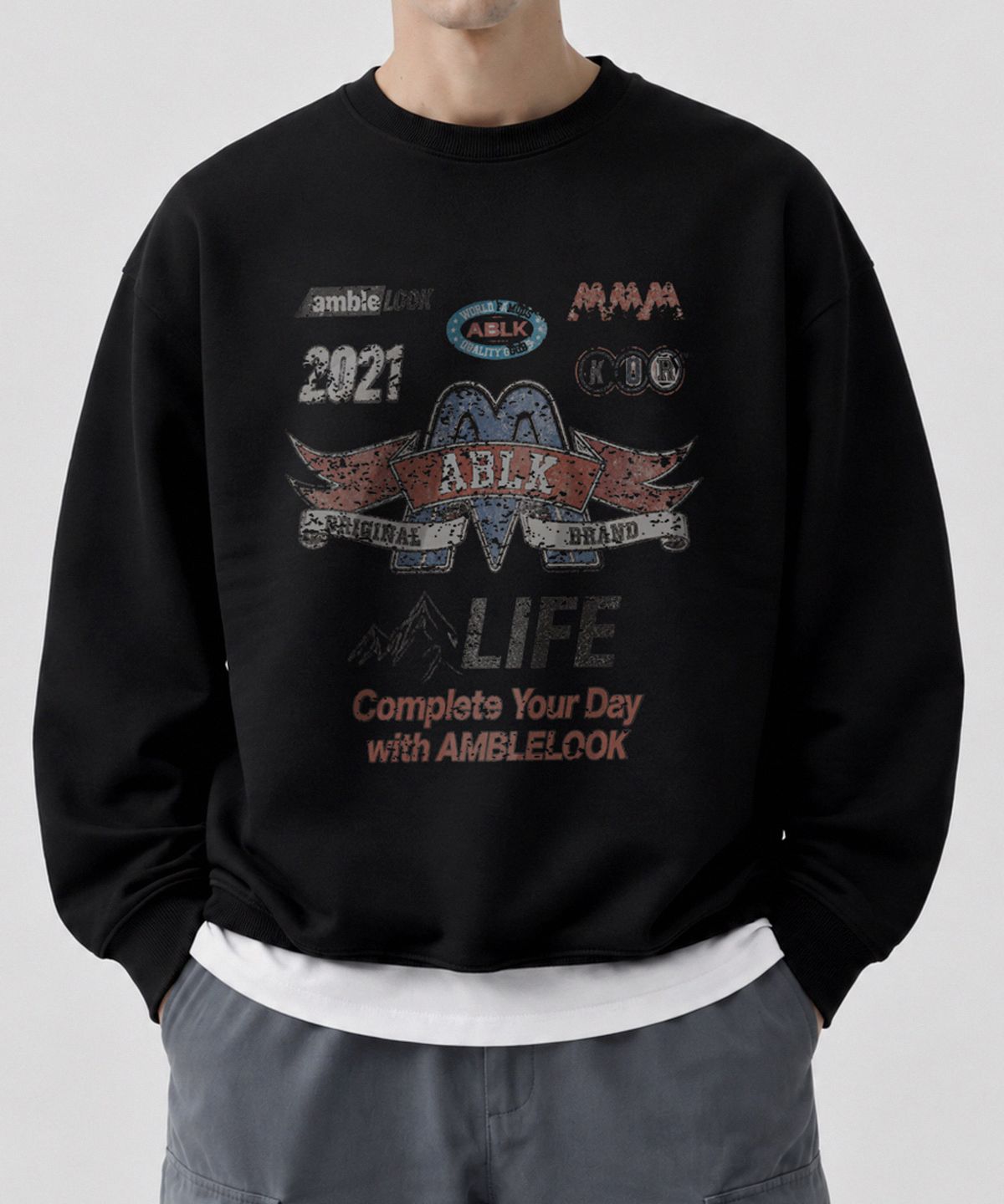 엠블룩(AMBLELOOK) 레귤러 스웨트셔츠 ABLK LIFE (3color)