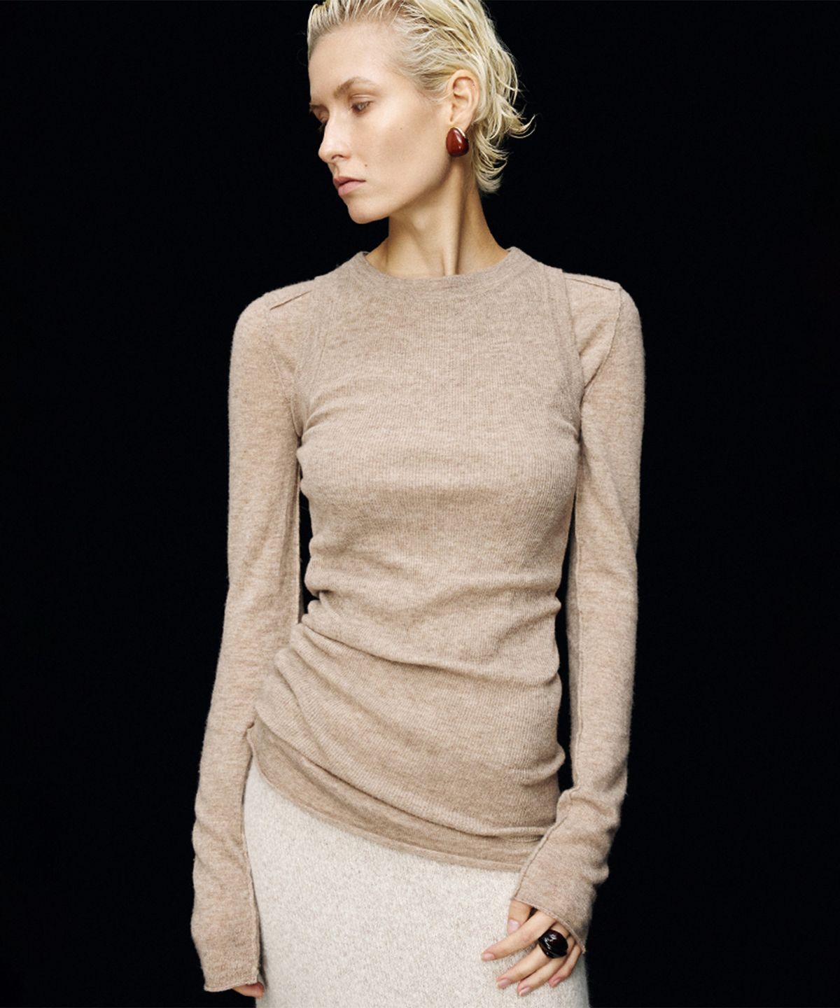 우마뭉(UMARMUNG) Weightless wool cashmere fitted pullover_Oatmeal