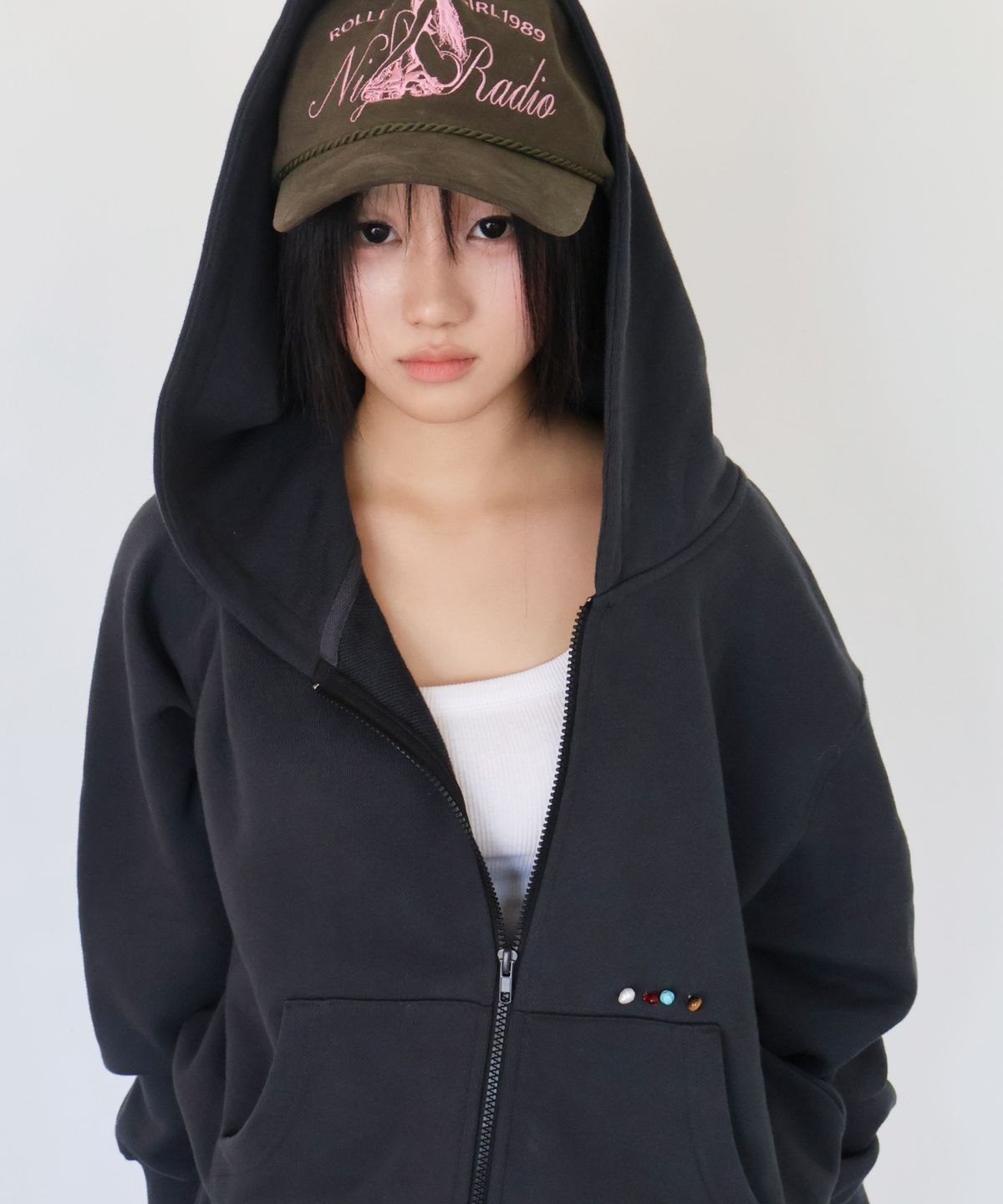 키코지(KIKOZY) Macaroon Hood zip up_Chacoal