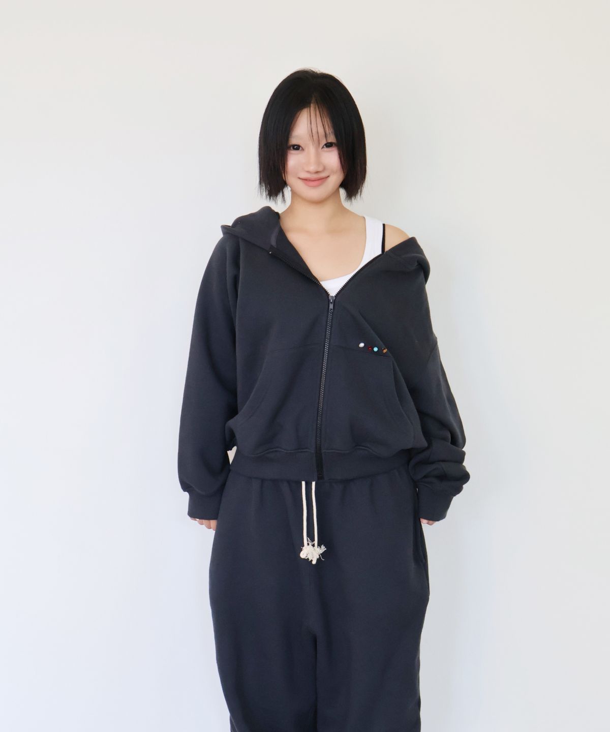 키코지(KIKOZY) Macaroon Hood zip up_Chacoal