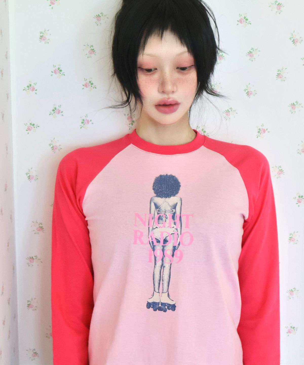 키코지(KIKOZY) Night Radio Raglan T-shirt_Pink