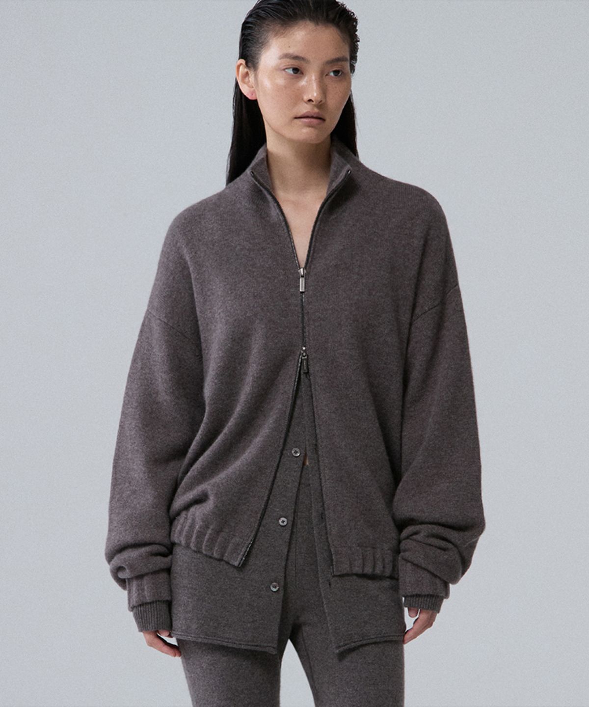 우마뭉(UMARMUNG) Wool cashmere highneck zip up jacket_Taupe