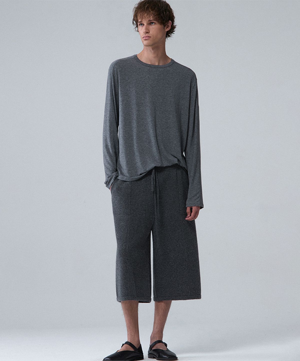 우마뭉(UMARMUNG) Super fine merino wholegarment bermuda pants_Heather grey