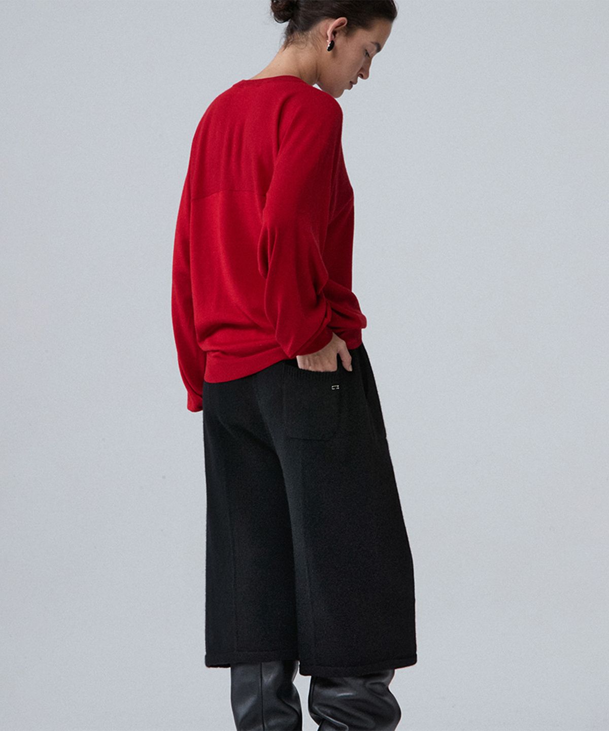 우마뭉(UMARMUNG) Super fine merino wholegarment bermuda pants_Black