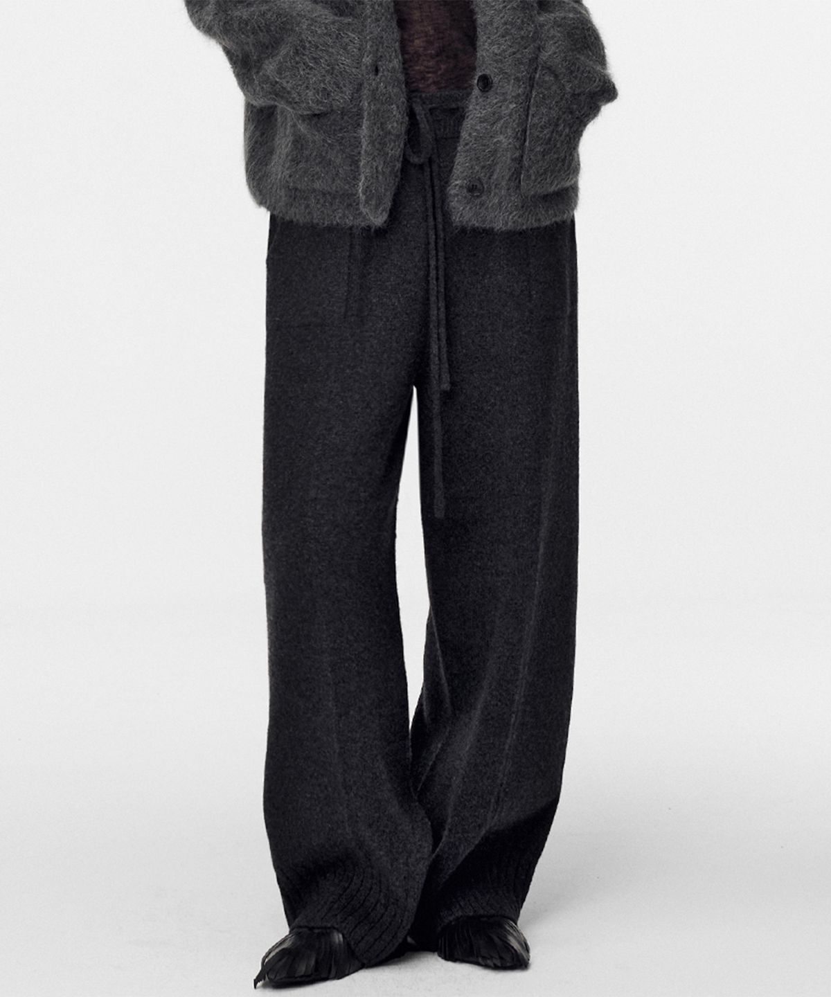 우마뭉(UMARMUNG) Super fine merino wholegarment pants_Charcoal