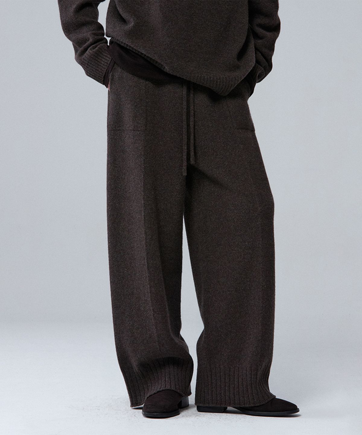 우마뭉(UMARMUNG) Super fine merino wholegarment pants_Walnut