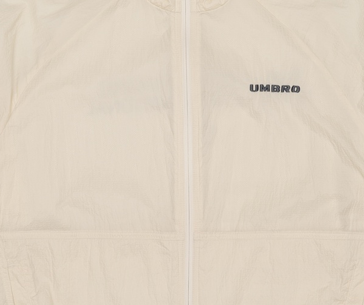 엄브로(UMBRO) 크링클 스탠넥 풀집업 자켓 베이지(UO323CJK81) 100
