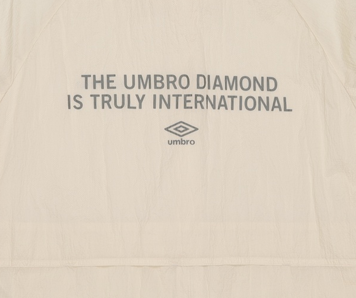 엄브로(UMBRO) 크링클 스탠넥 풀집업 자켓 베이지(UO323CJK81) 100