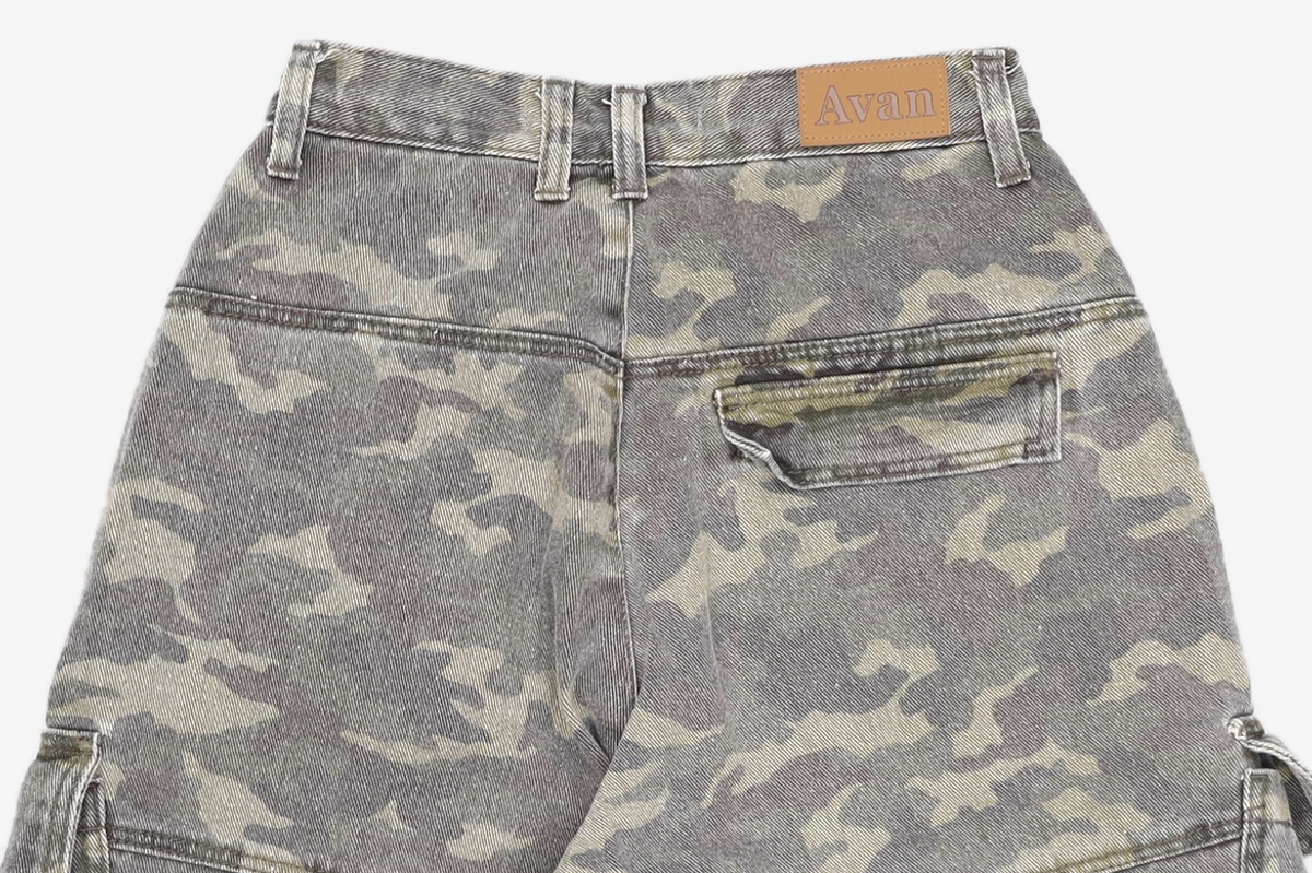 어반드레스(AVANDRESS) Side Big Denim Shorts CAMO XS