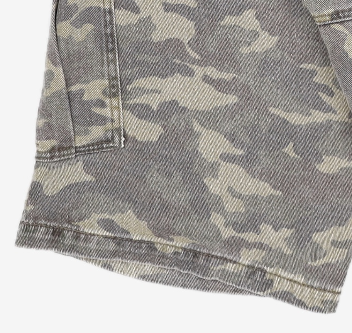 어반드레스(AVANDRESS) Side Big Denim Shorts CAMO XS