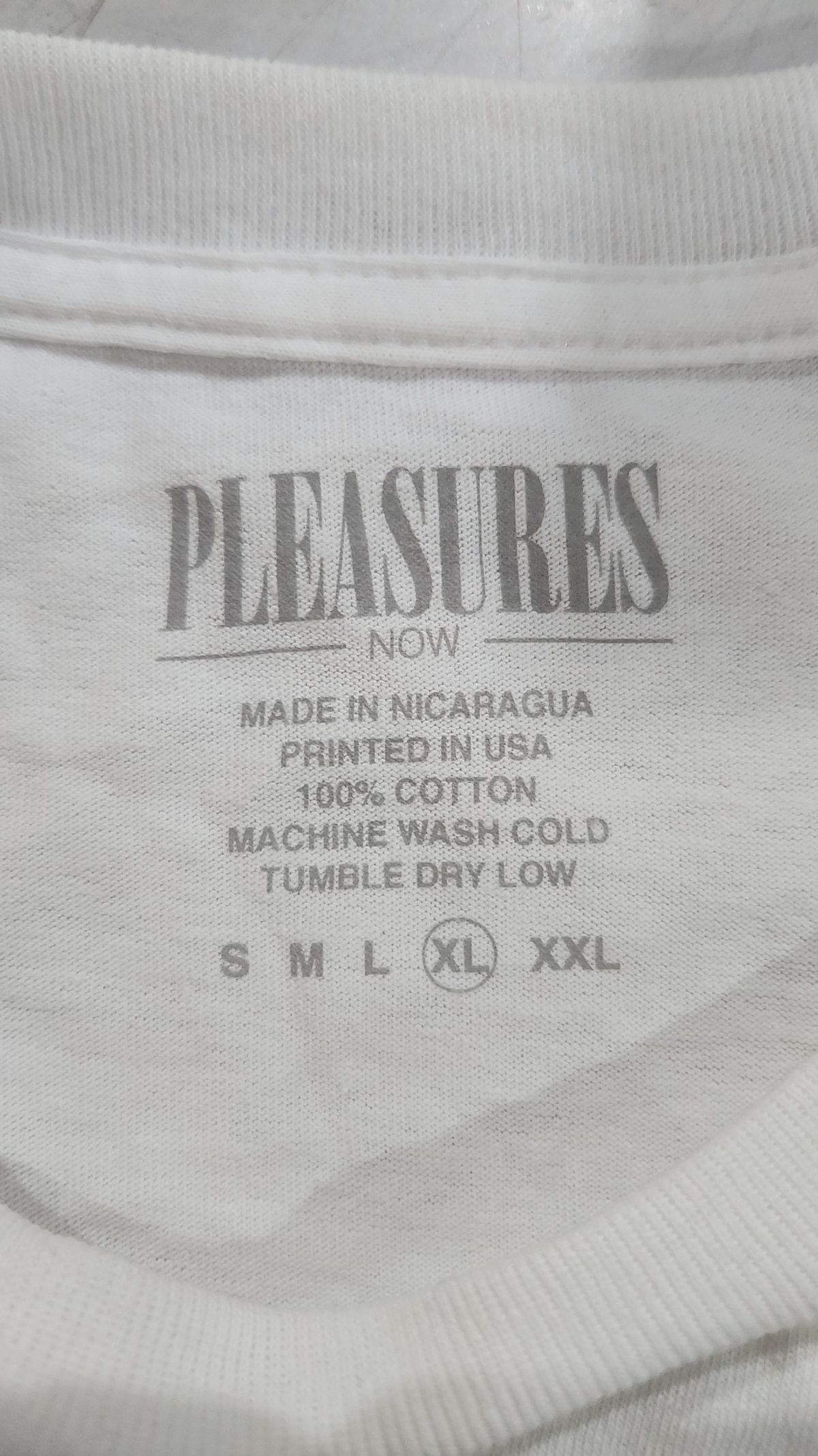 플레져스(PLEASURES) 반소매 티셔츠 XL