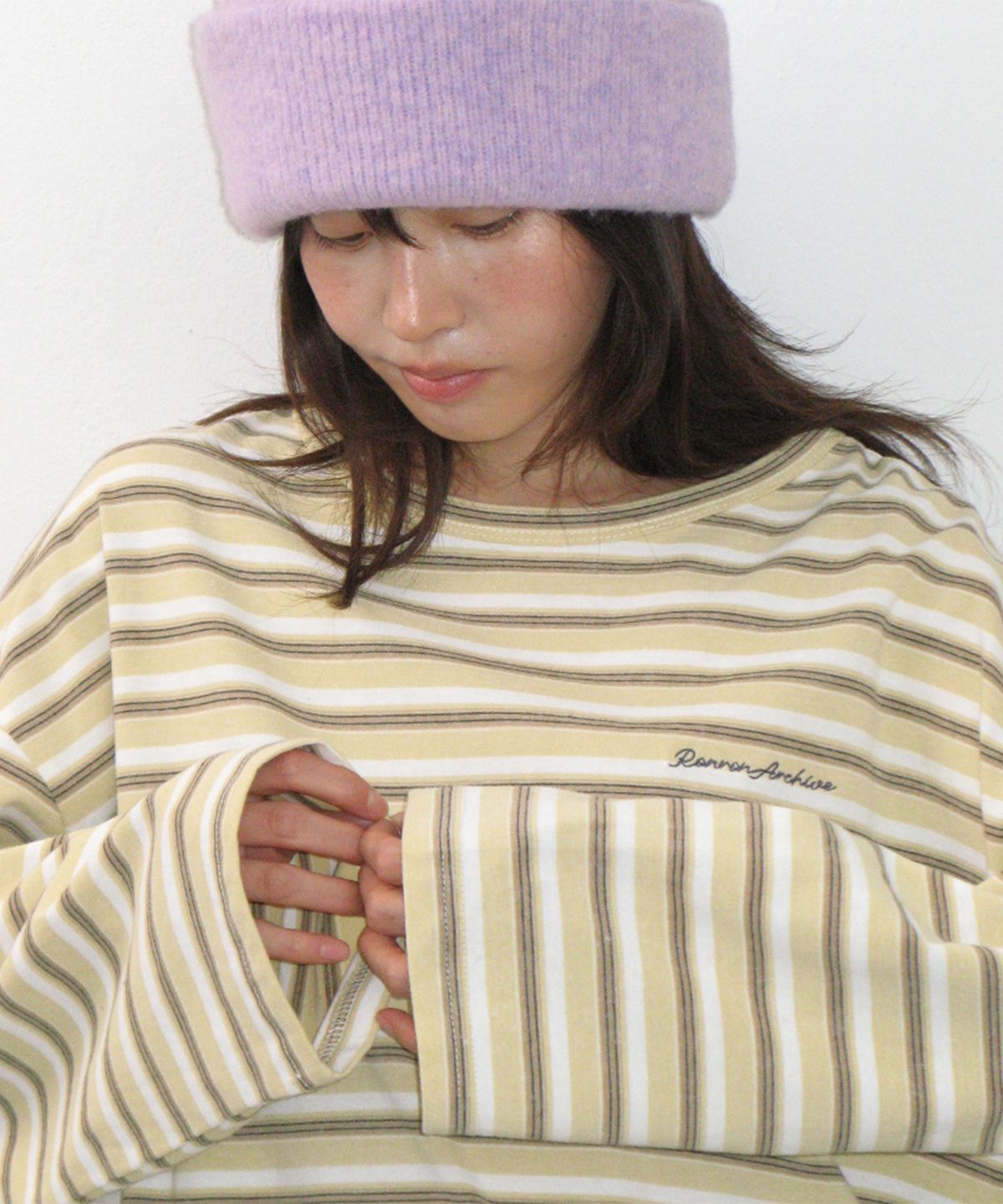 론론(RONRON) STRIPE LETTERING LONG SLEEVE YELLOW
