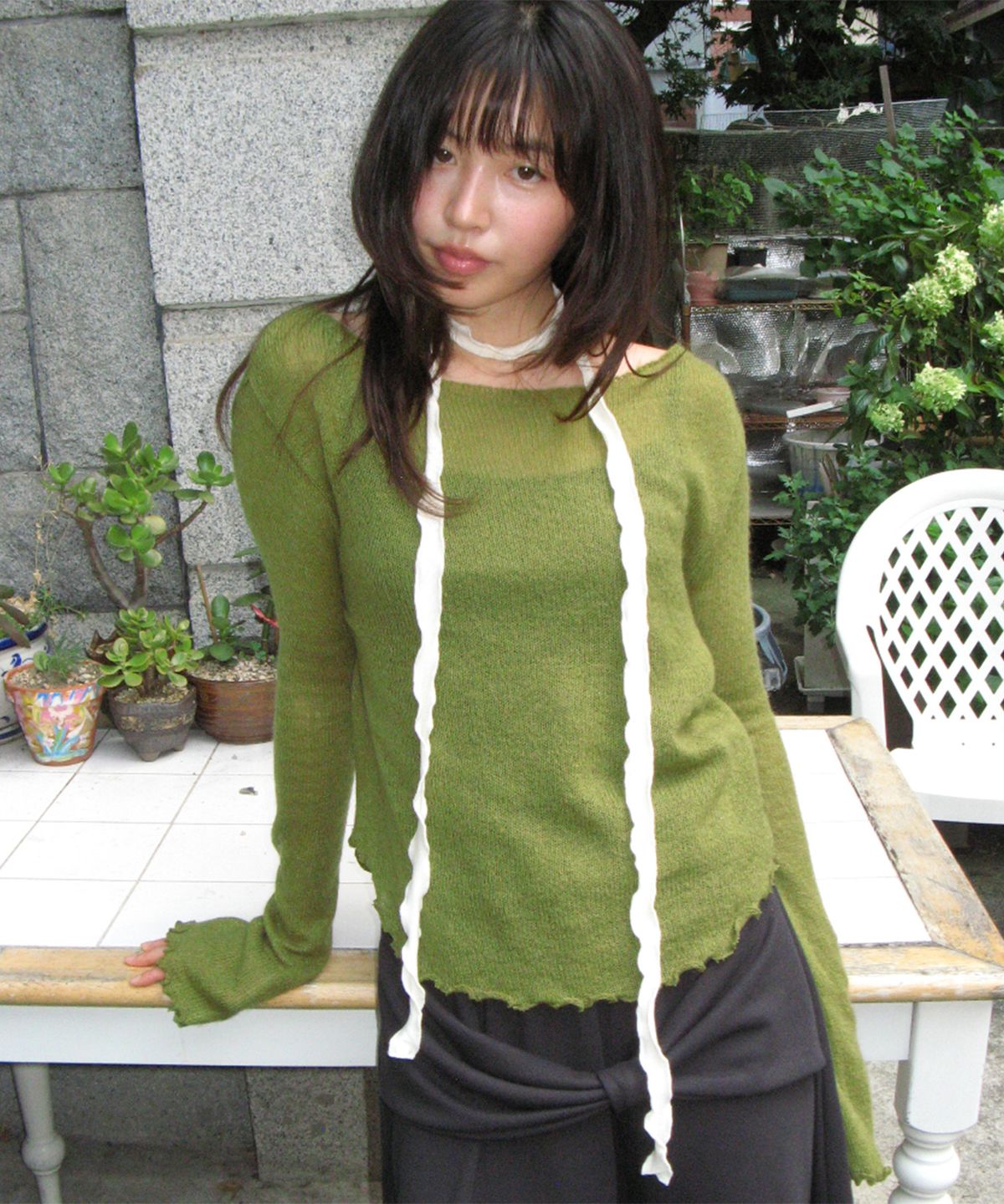 론론(RONRON) SHEER WAVY BOAT NECK KNIT OLIVE
