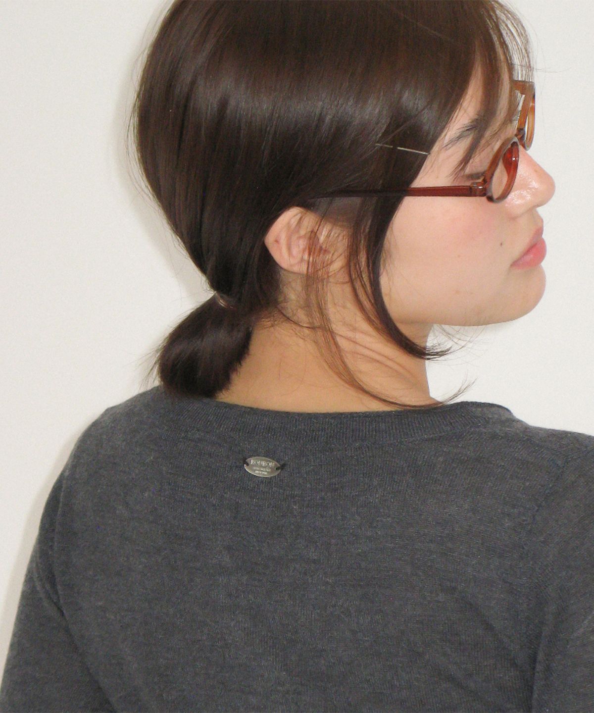론론(RONRON) SHEER HENLEY NECK KNIT CHARCOAL