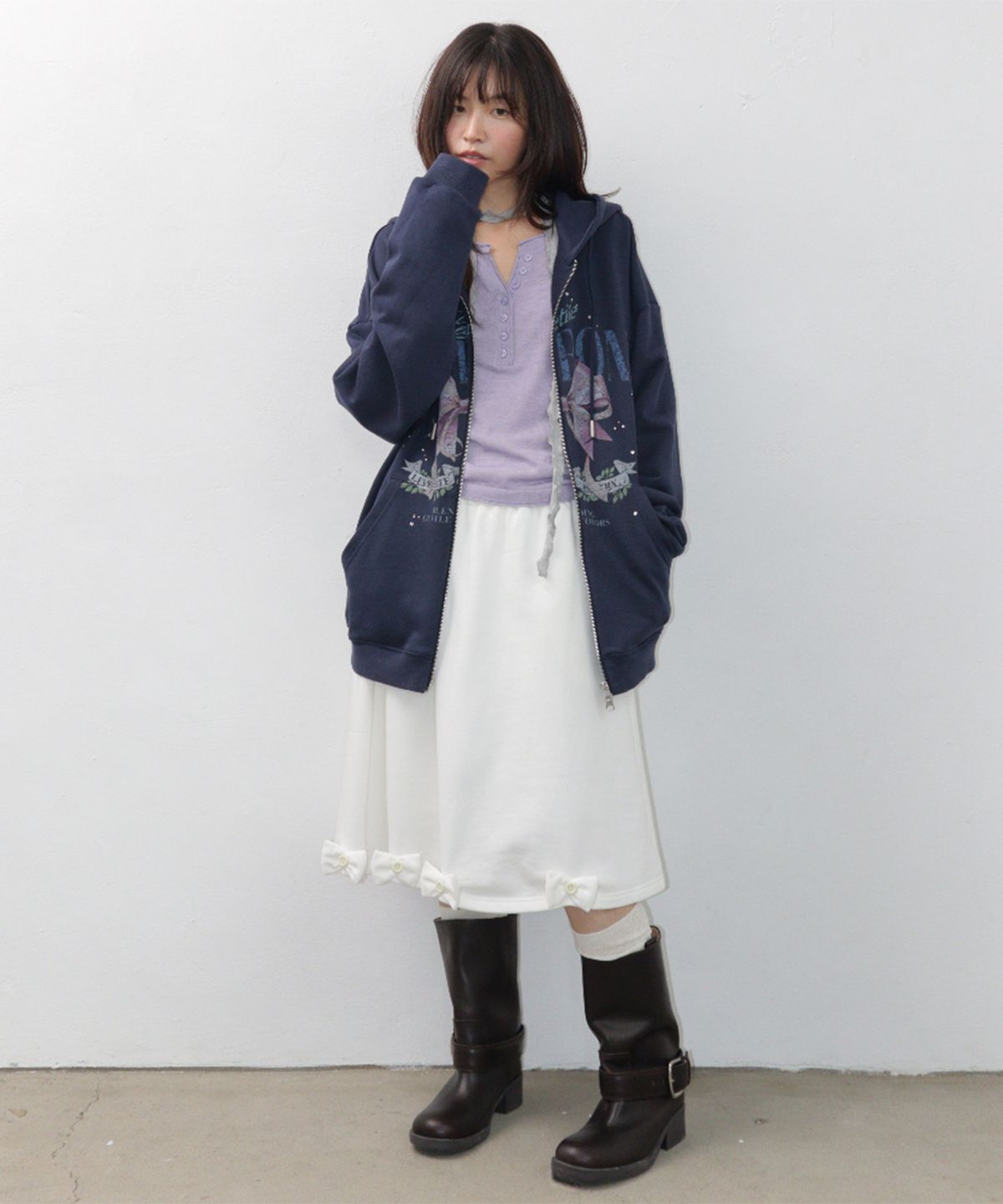 론론(RONRON) BUTTON RIBBON SWEAT MIDI SKIRT WHITE