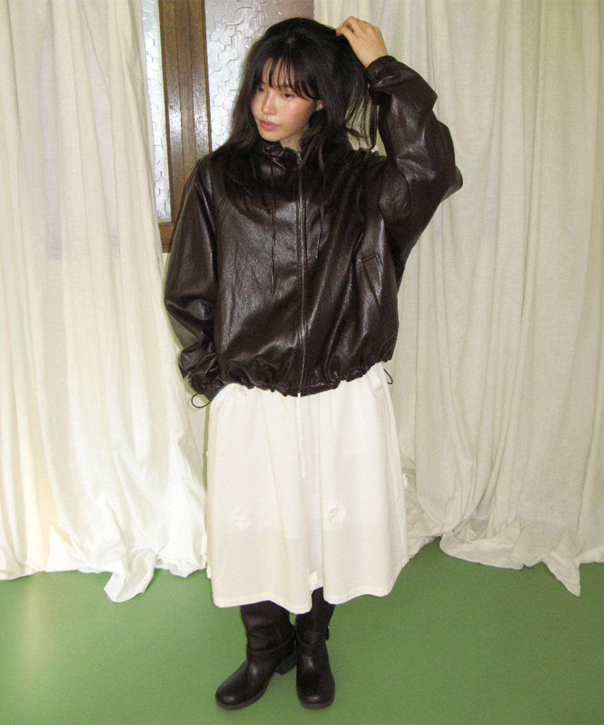론론(RONRON) MINI FLOWER SKIRT IVORY