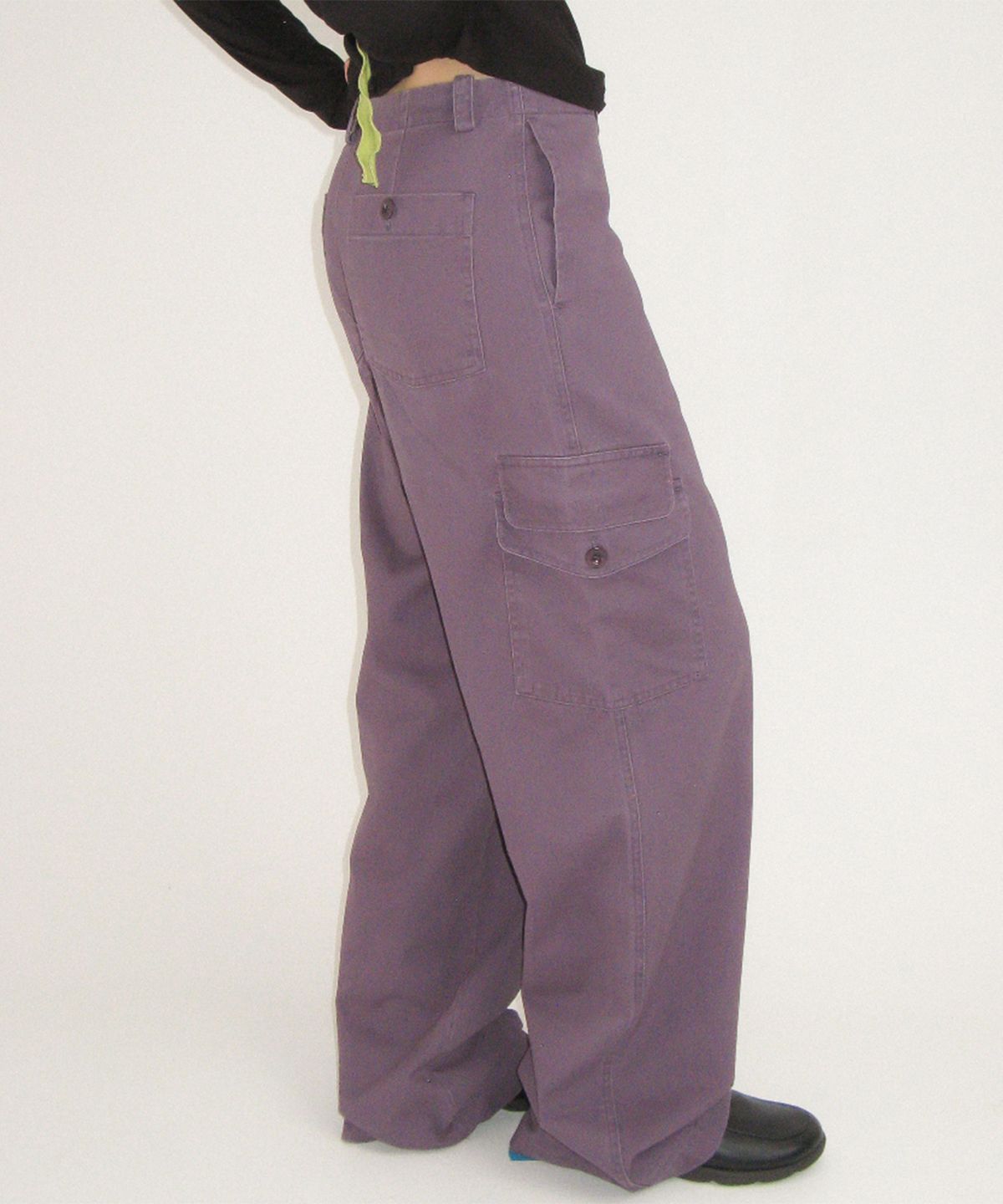 론론(RONRON) PIGMENT DOUBLE CARGO PANTS PURPLE