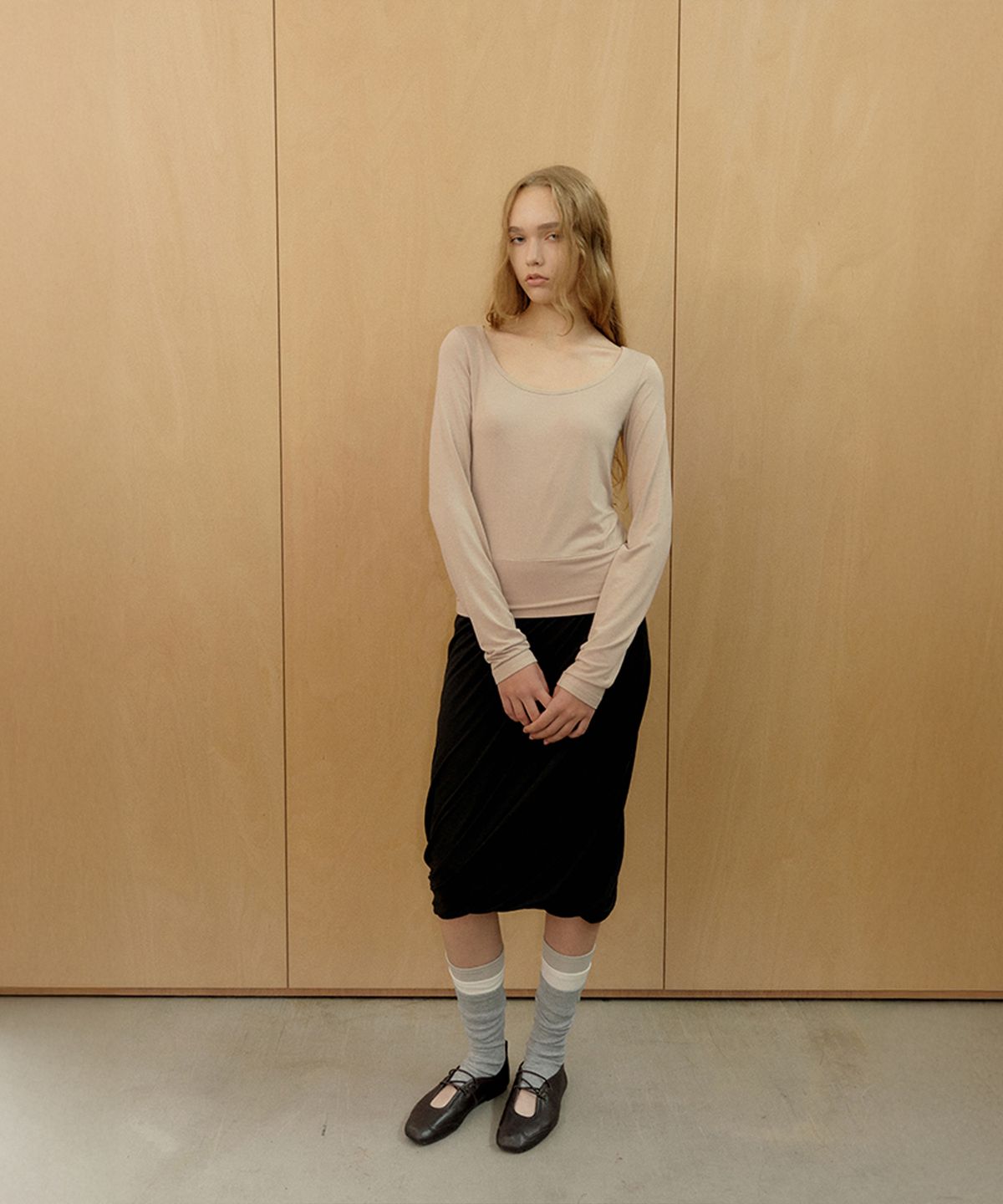 시메트릭 퍼센트(SYMMETRICPERCENT) Feminine 2-way Long Sleeve / Nudy