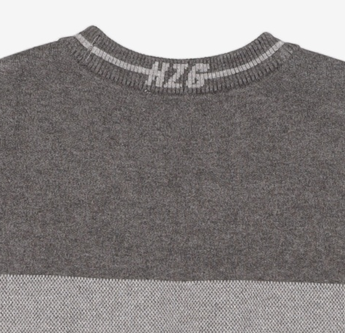 헤지스골프(HAZZYS GOLF) 그레이 남성 컬러배색 라운드 니트 풀오버_HUSW4C921G2 100