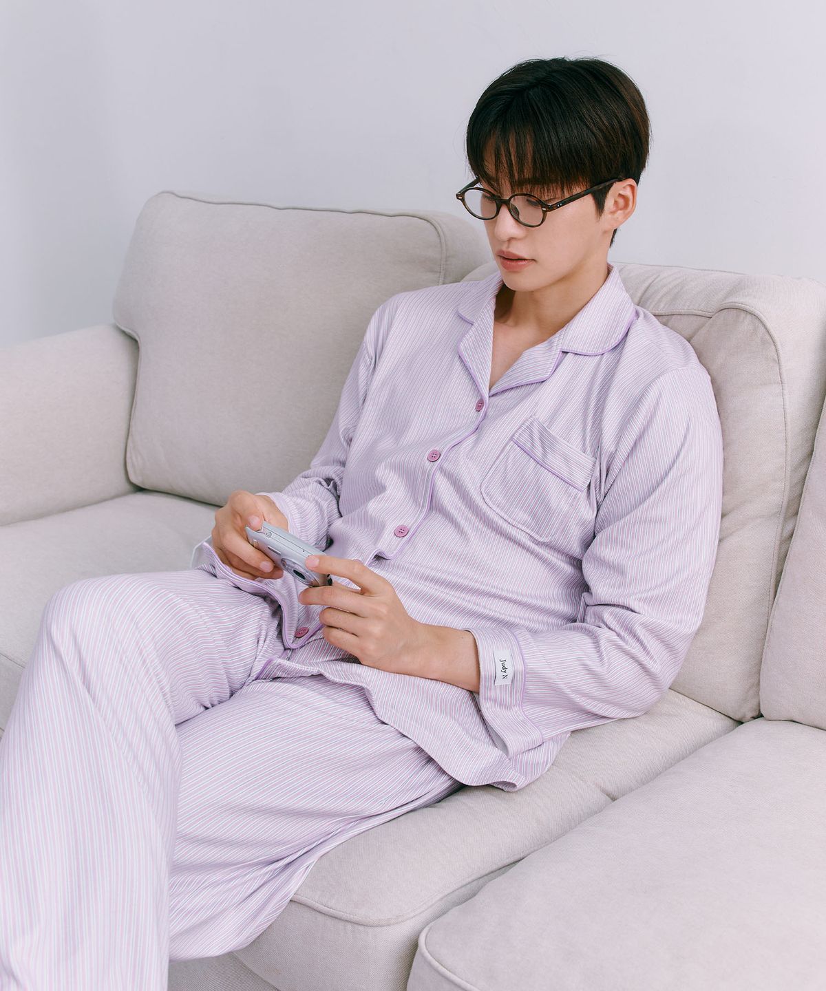 주디앤(JUDYN) 퍼플버터 피치기모 긴팔 잠옷 파자마 세트