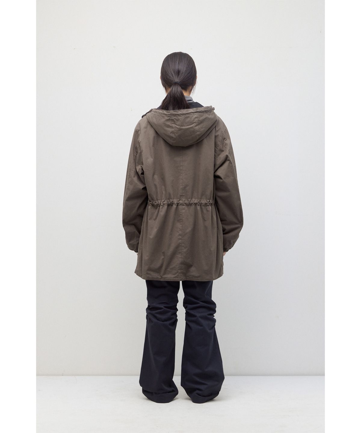 해칭룸(HATCHINGROOM) Reversible Parka Black/Mud Brown