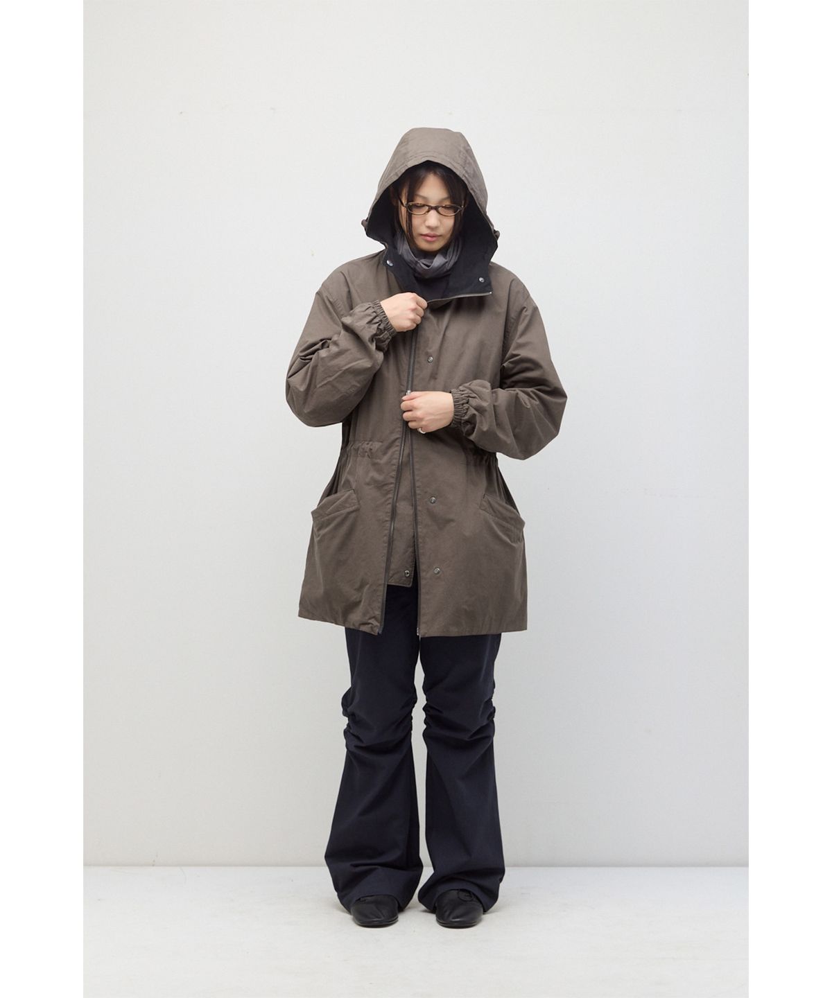 해칭룸(HATCHINGROOM) Reversible Parka Black/Mud Brown