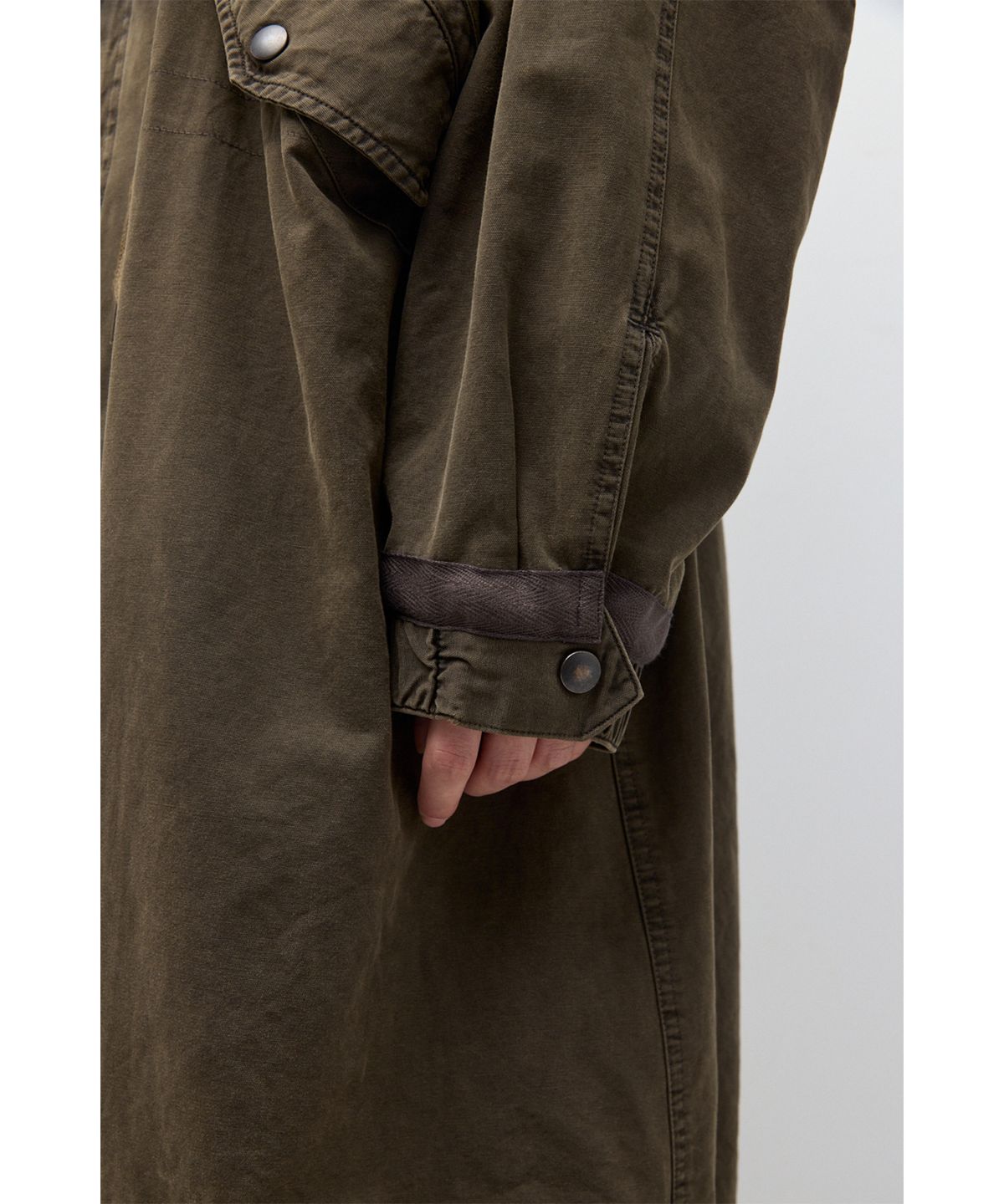 해칭룸(HATCHINGROOM) Mods Parka Over Dyed Mud Khaki