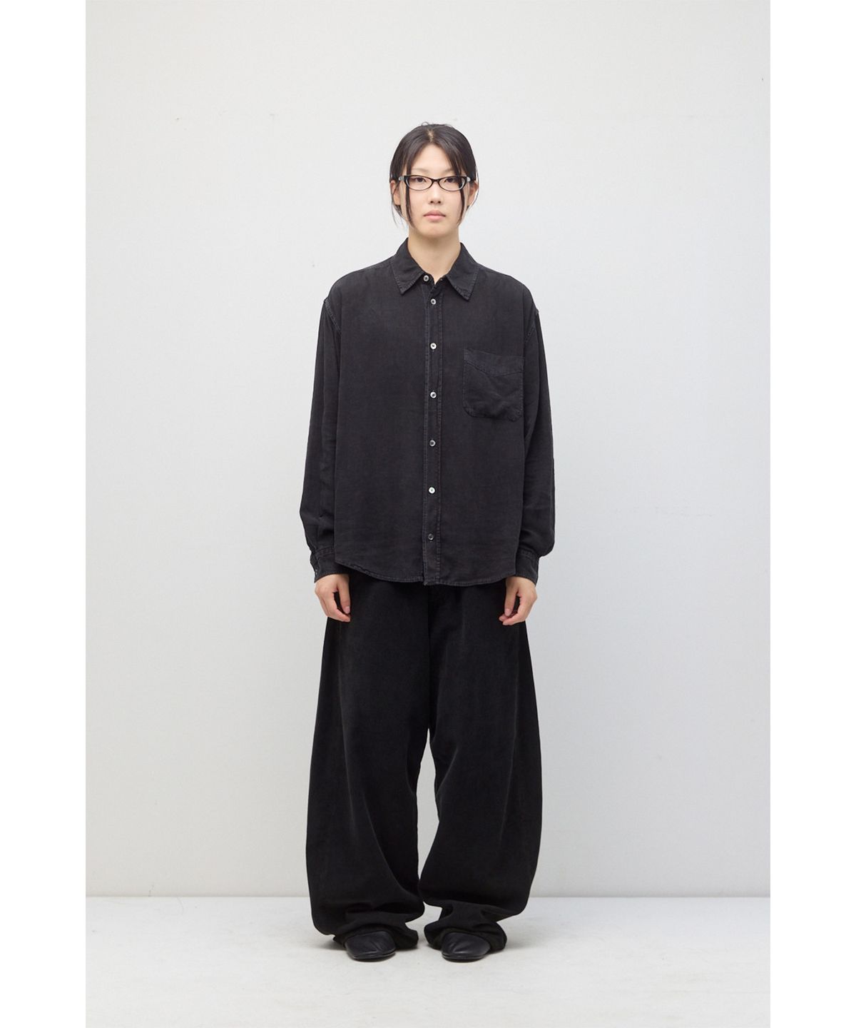 해칭룸(HATCHINGROOM) L.R Shirt Faded Black