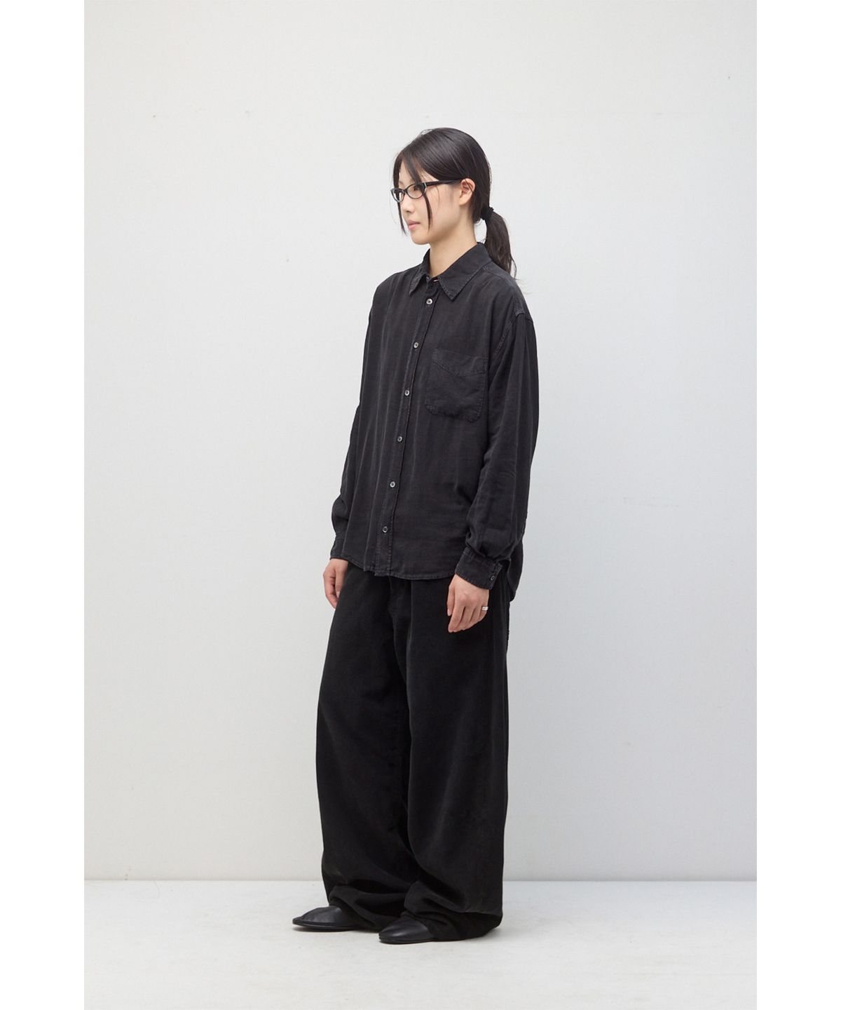 해칭룸(HATCHINGROOM) L.R Shirt Faded Black