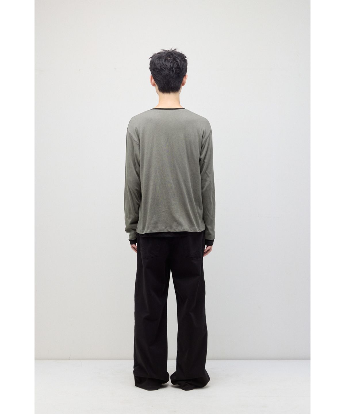 해칭룸(HATCHINGROOM) Two Face Ringer Tee Olive/Black