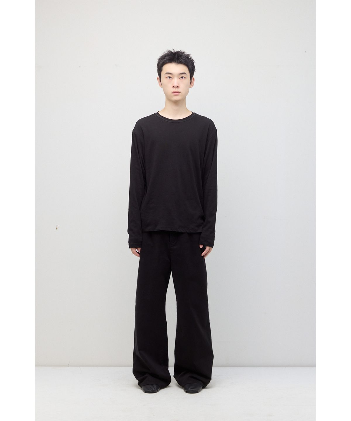 해칭룸(HATCHINGROOM) Two Face Ringer Tee Olive/Black