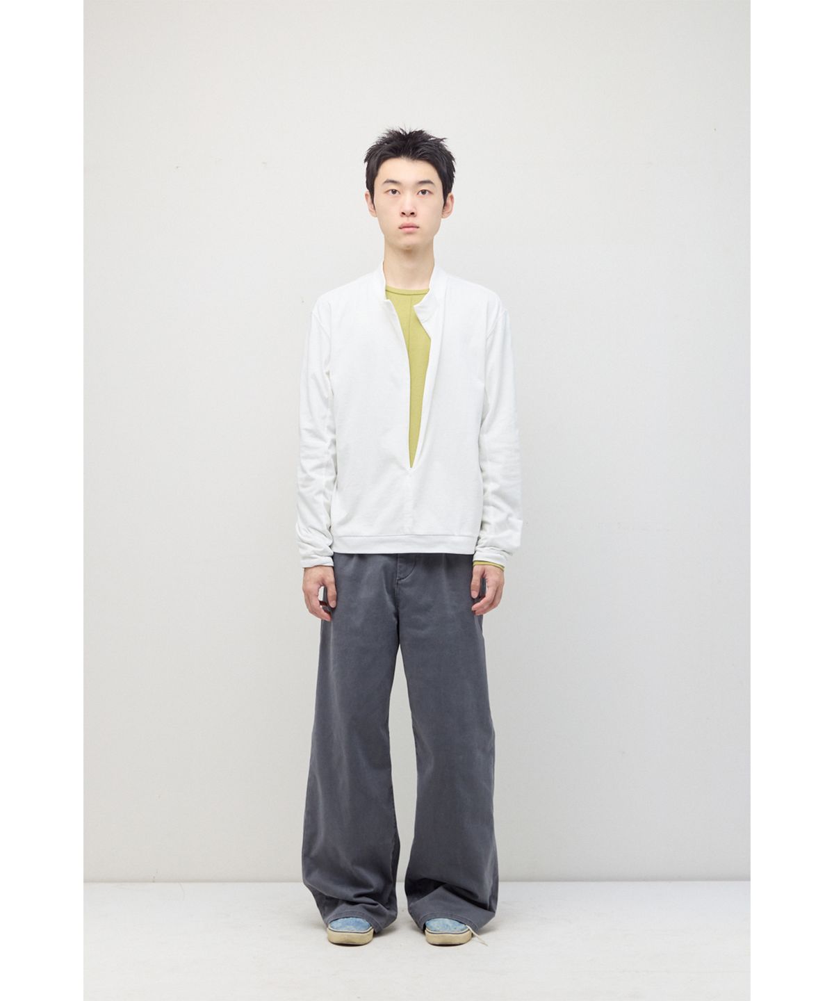 해칭룸(HATCHINGROOM) Invisible Half Zip Tee White