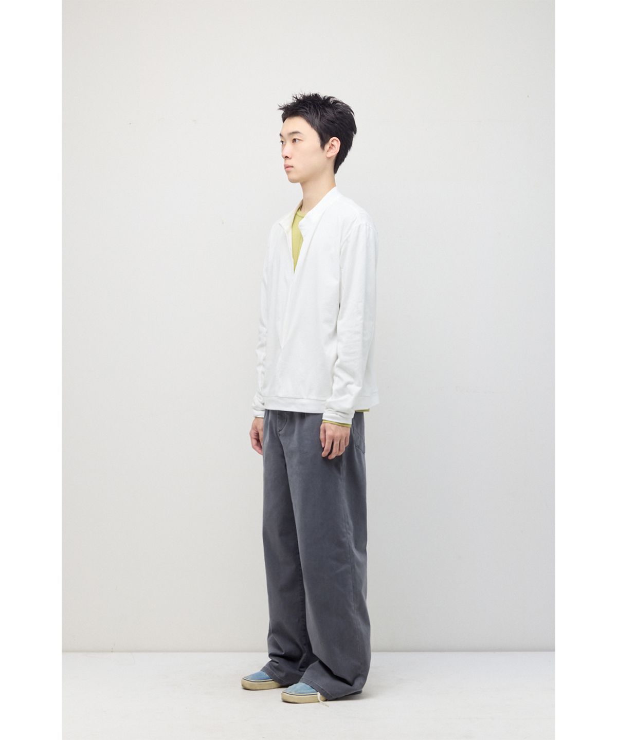 해칭룸(HATCHINGROOM) Invisible Half Zip Tee White