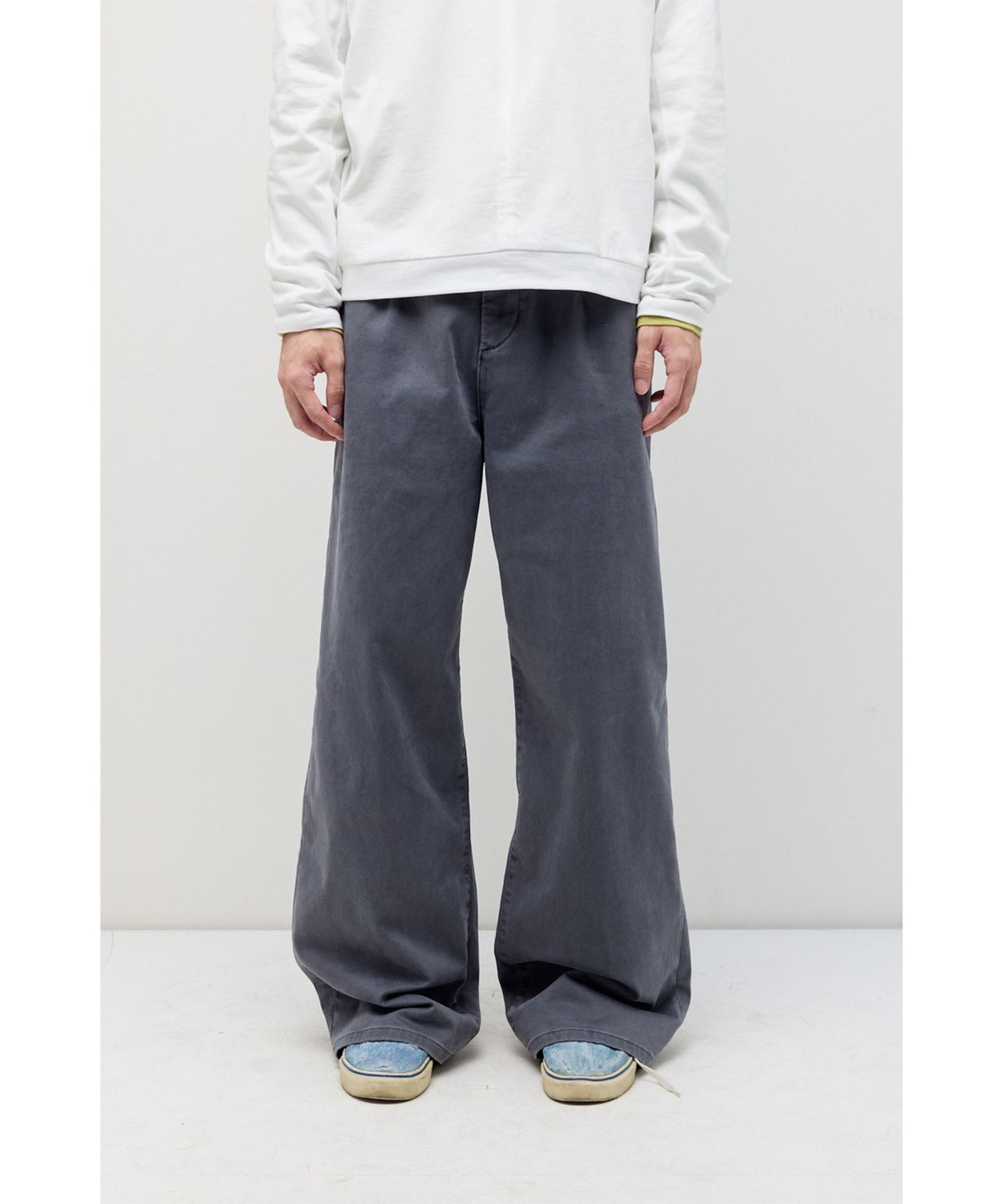 해칭룸(HATCHINGROOM) Flare Work Trousers Moleskin Washed Graphite