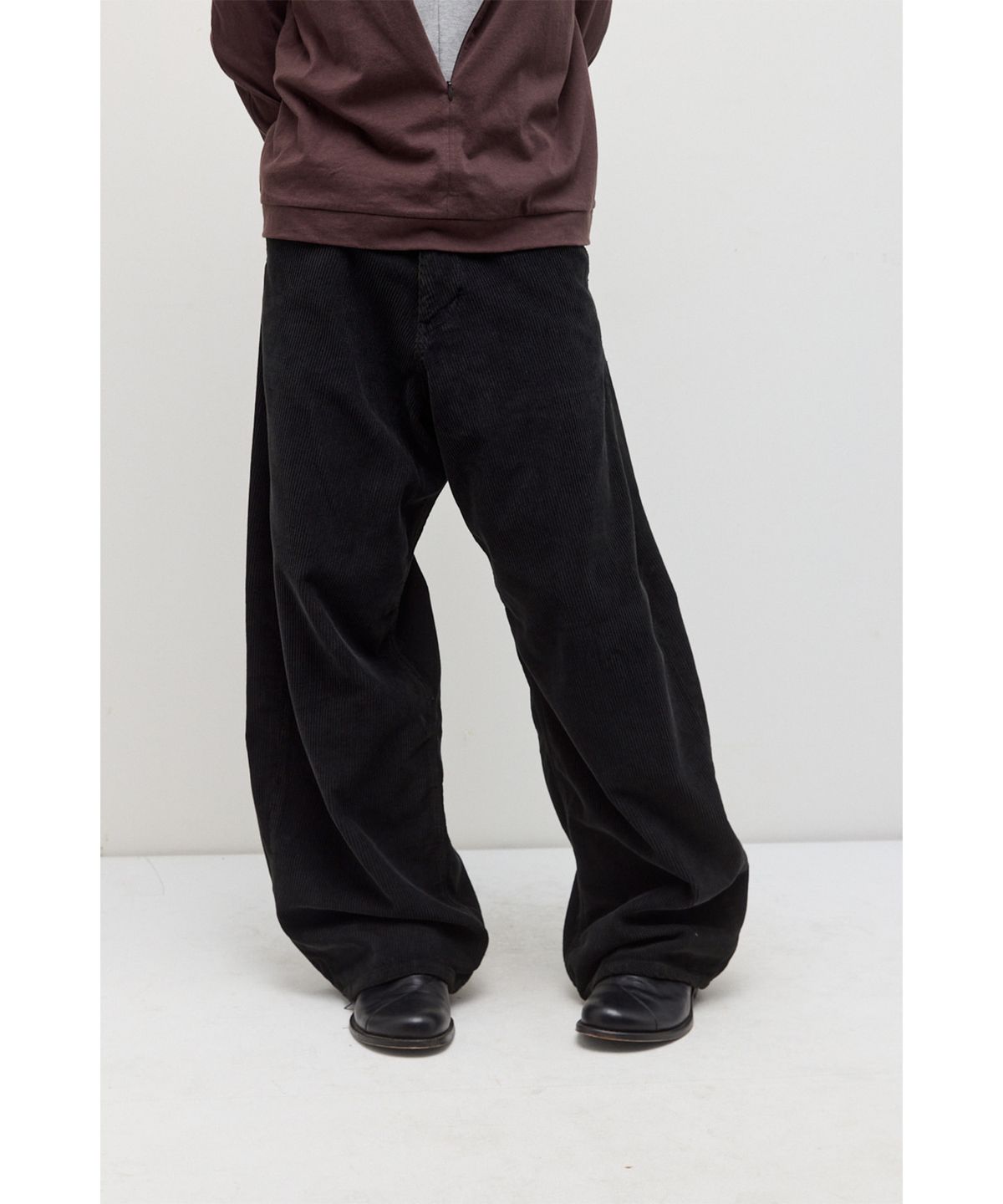 해칭룸(HATCHINGROOM) Wide Curve Pants Corduroy Aged Black