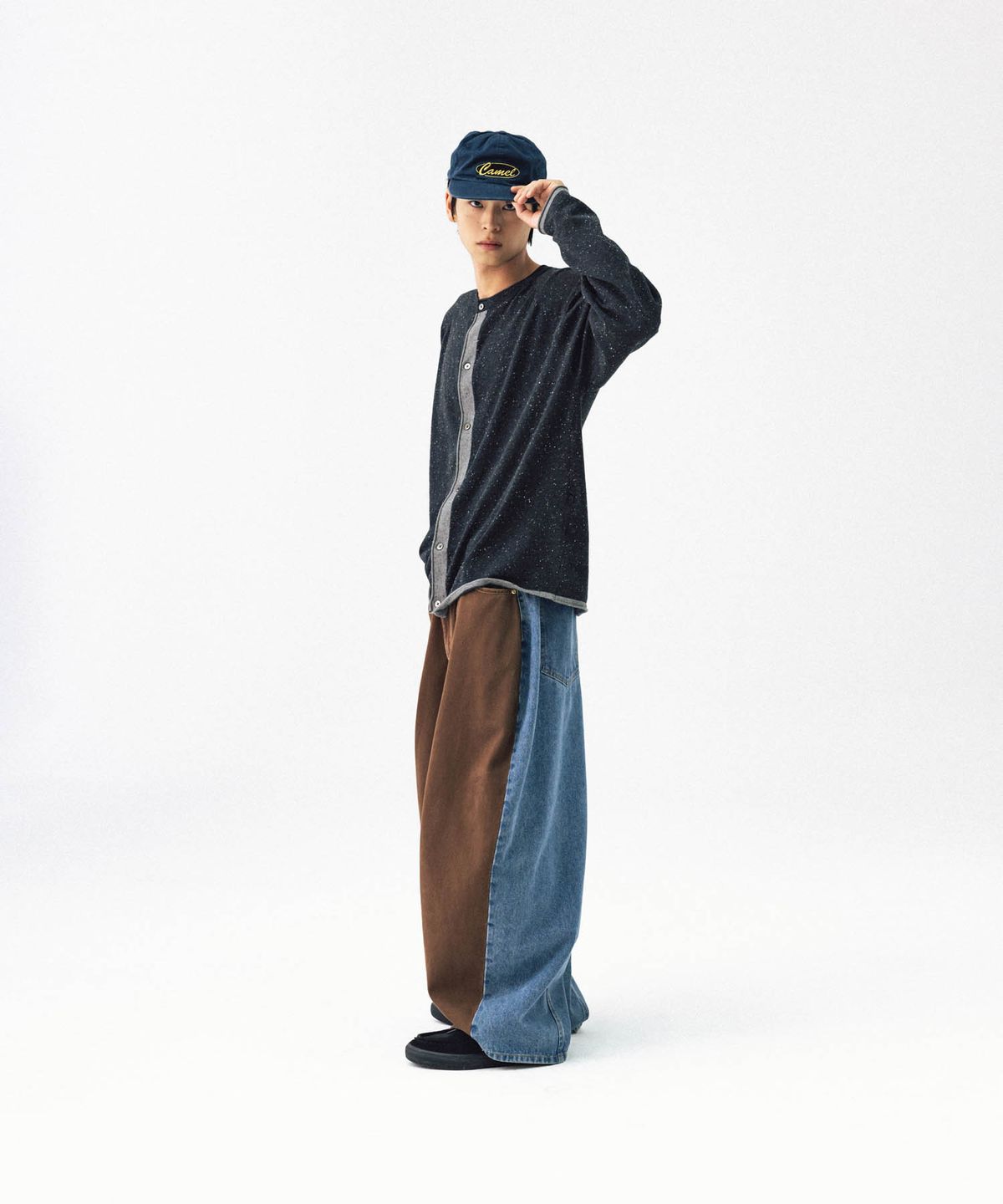 앵글런(ANGLAN) Nep Yarn Raglan Cardigan - Charcoal