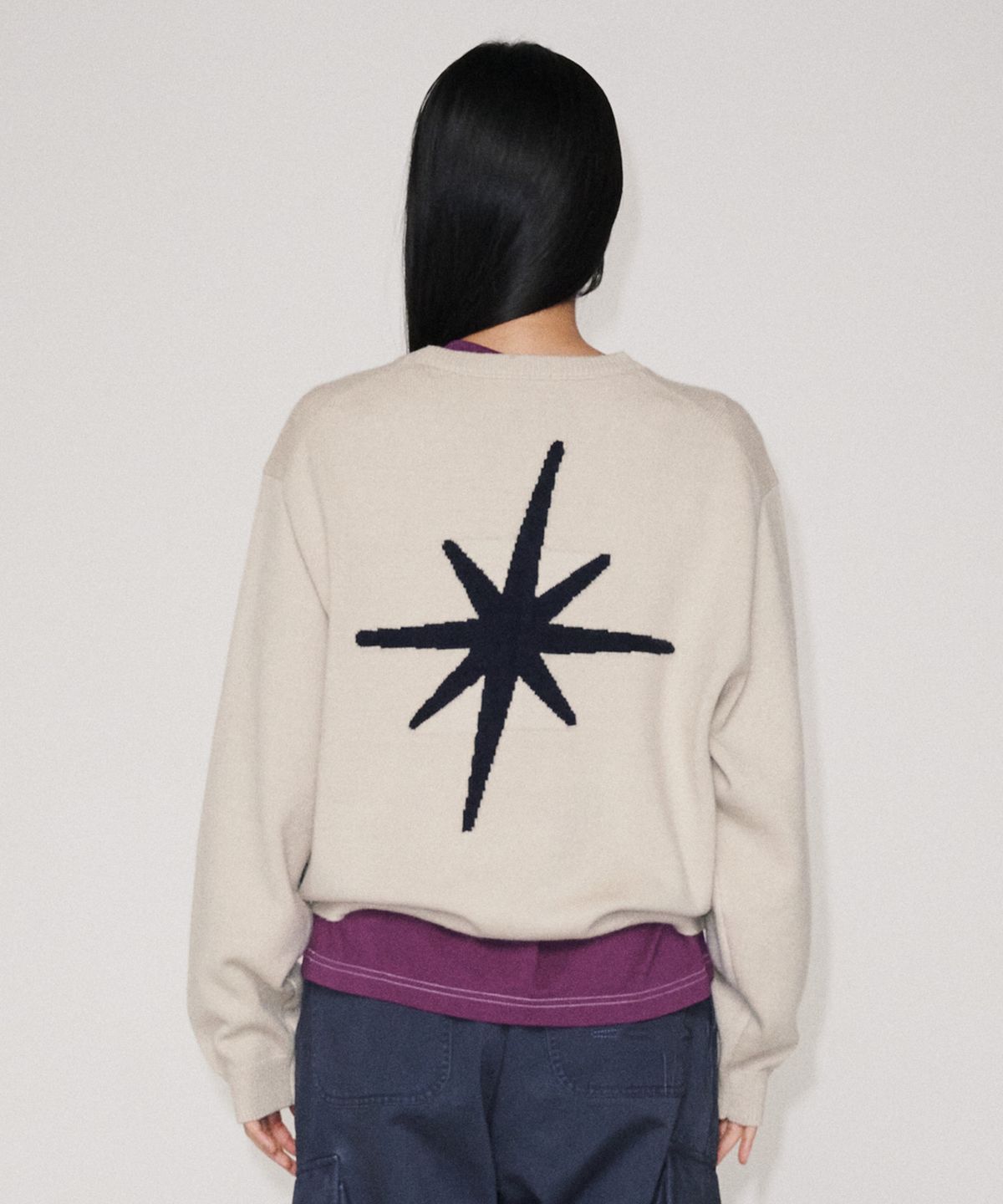 유니버스 가먼트(UNIVERSE GARMENT) 라운드넥 자카드 니트_BEIGE