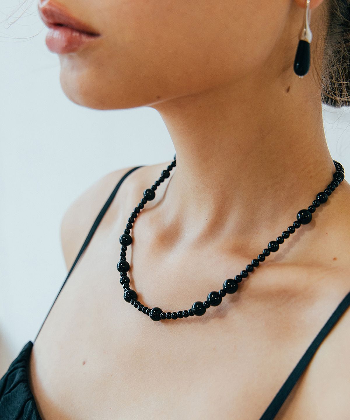피오레(FIORE) onyx toggle necklace