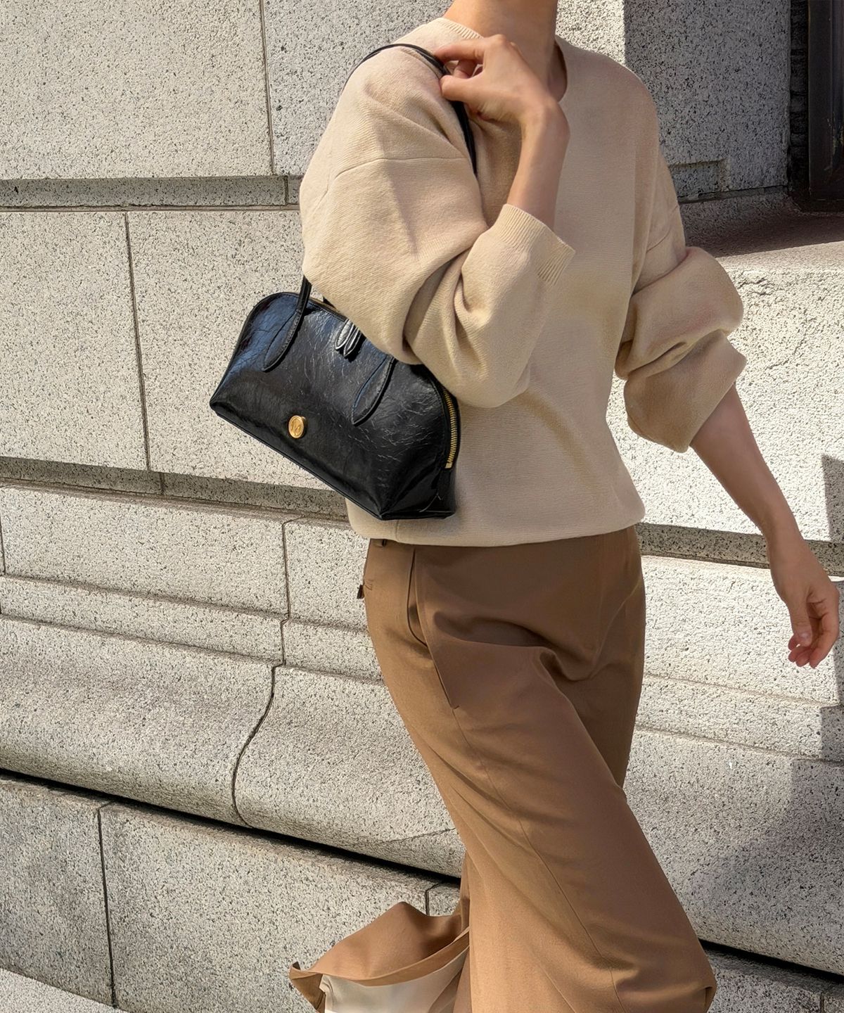 꼬떼드무아(COTEDEMOI) Allonge Shoulder Bag - Black